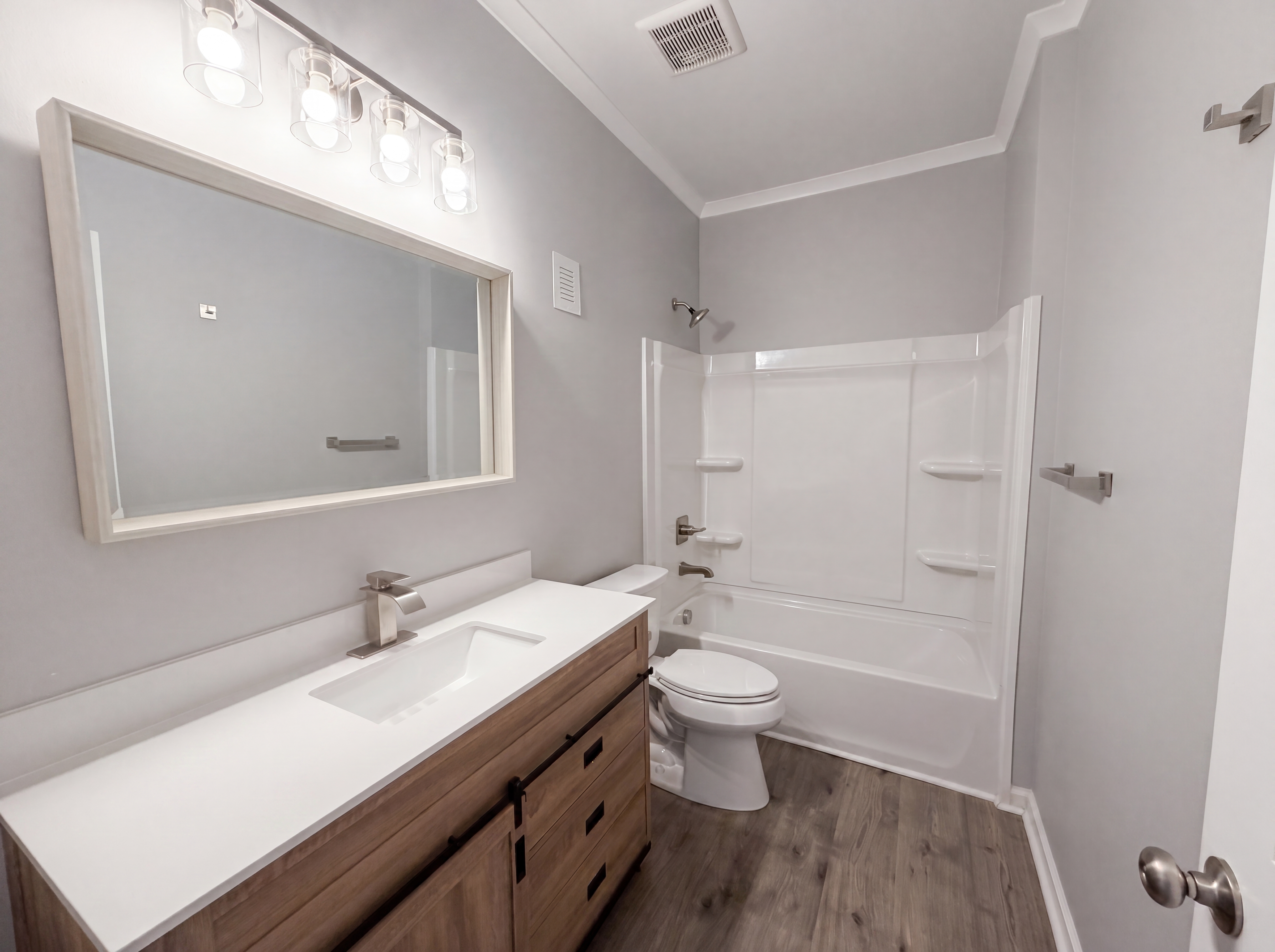 Photo 8 of 16 of 1501 S Roxboro St, Durham, NC