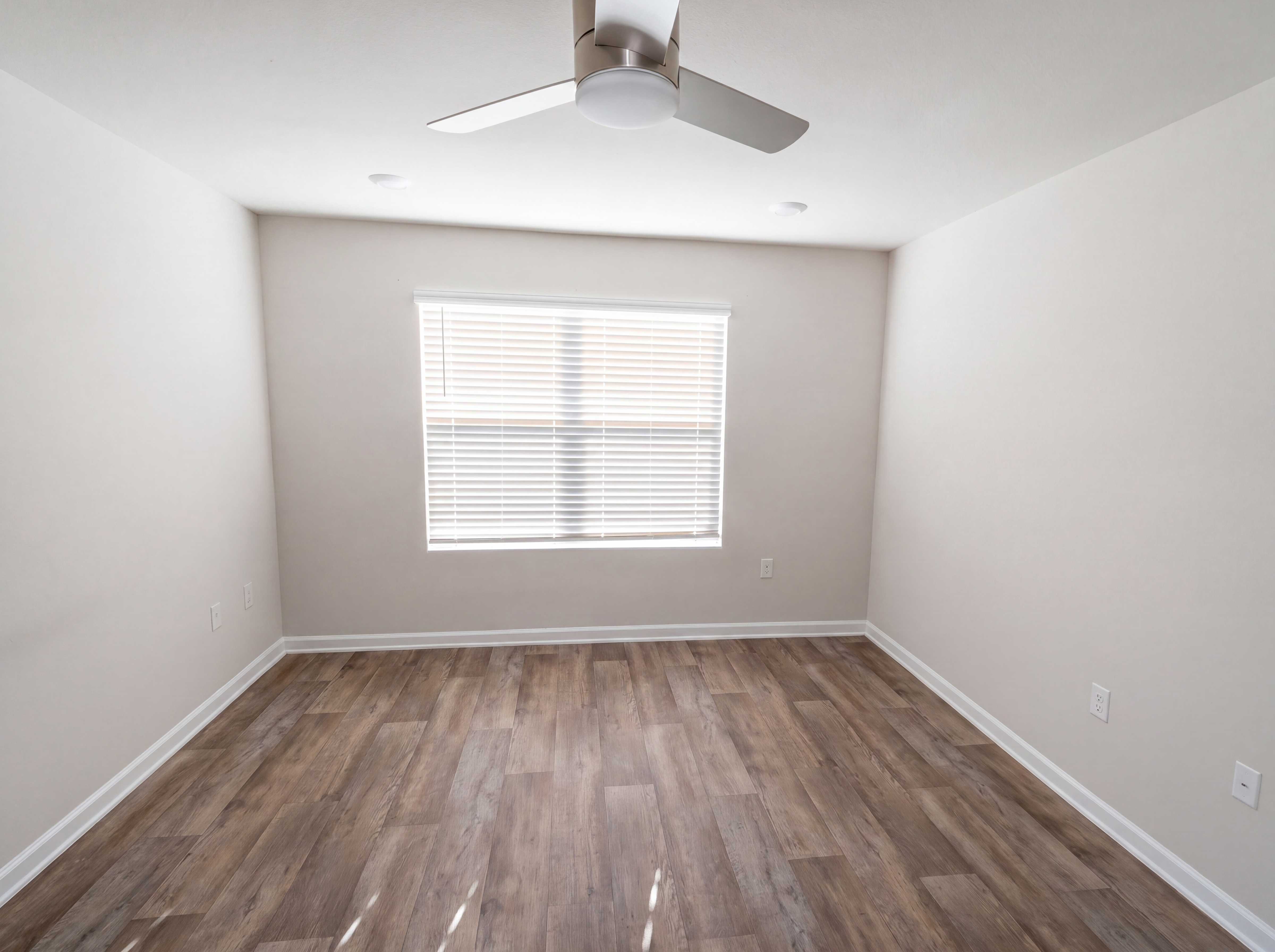 Photo 12 of 15 of 7453 Brompton Dr, Foley, AL