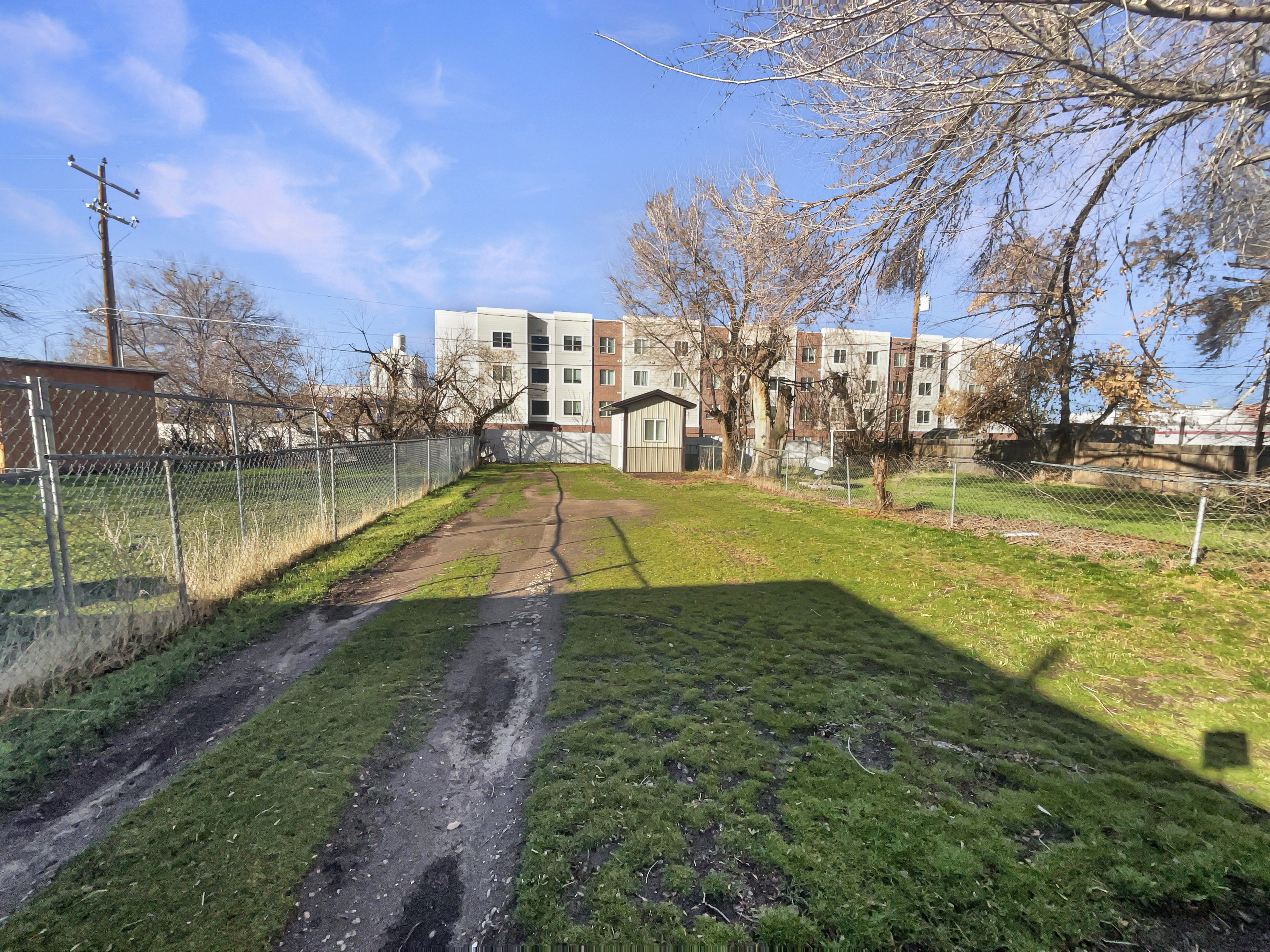 Photo 10 of 19 of 2865 Pingree Ave, Ogden, UT
