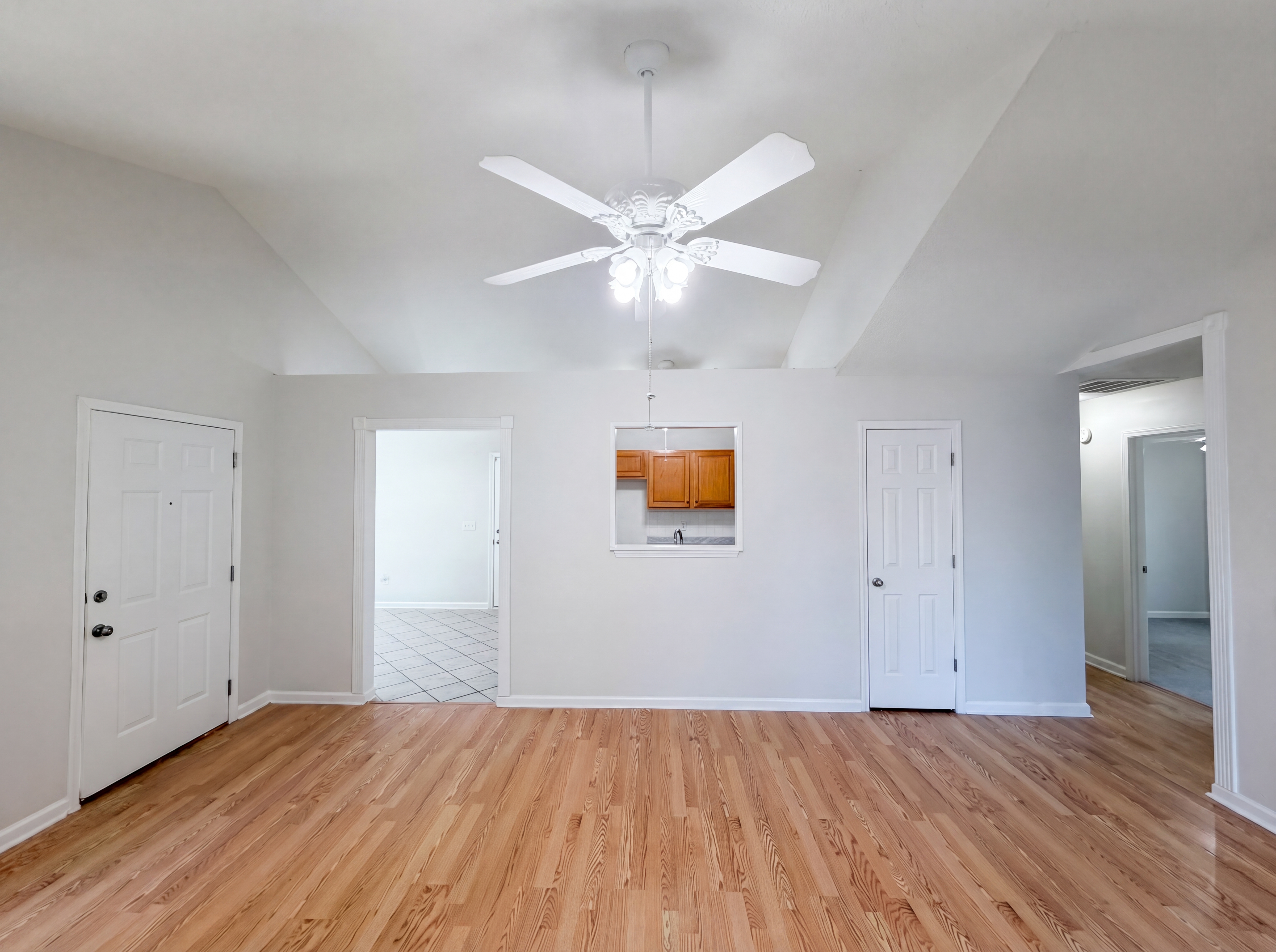 Photo 7 of 18 of 109 Crown Colony Ct, Lexington, SC