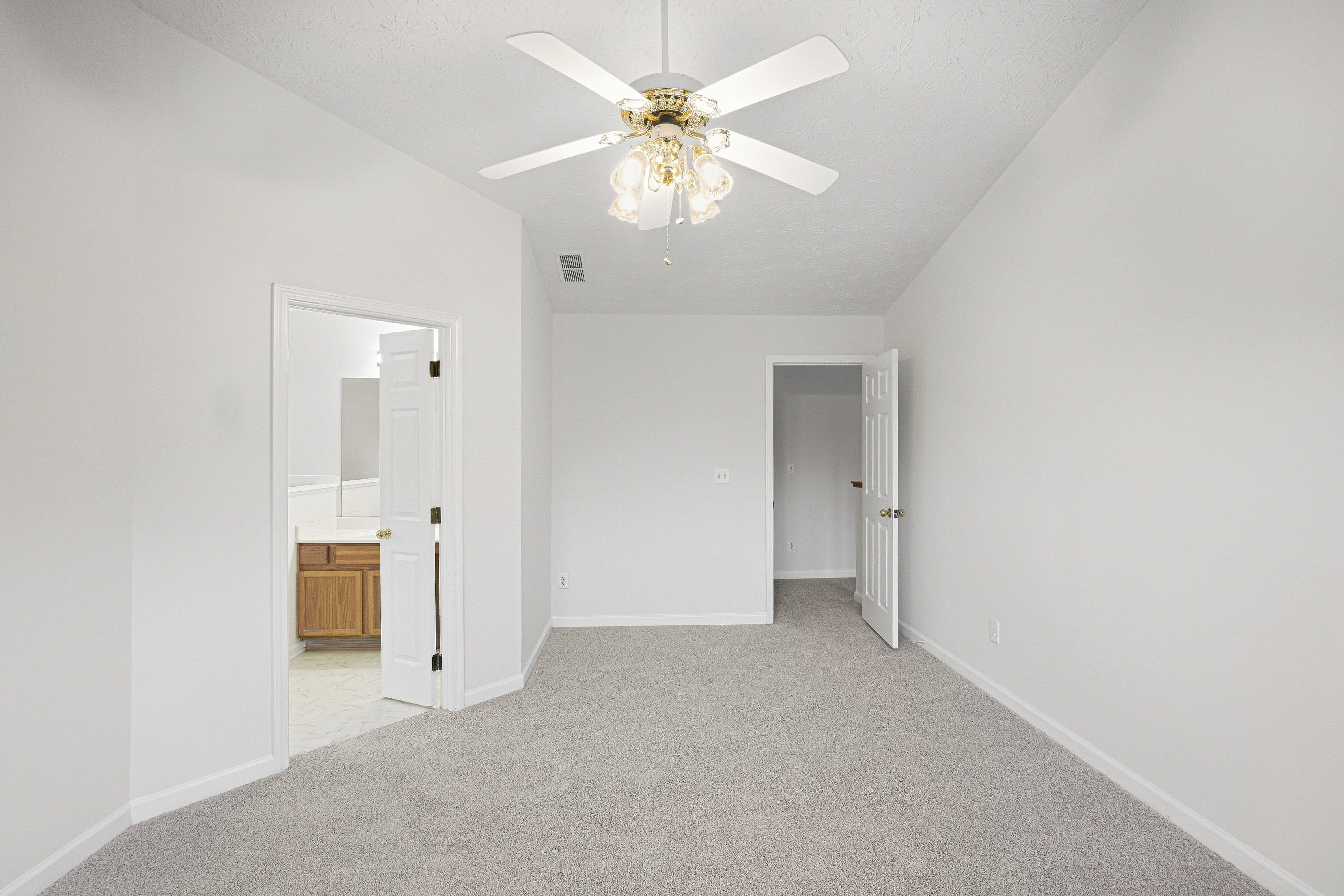 Photo 42 of 60 of 2492 Halcyon Way, Lawrenceville, GA