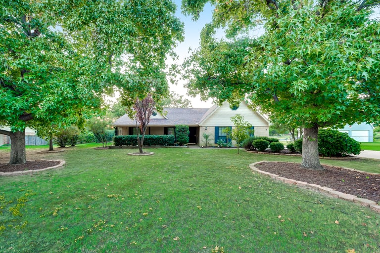 Photo 22 of 26 - 5509 Chinn Chapel Rd, Flower Mound, TX 75028