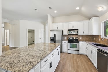 Interior photo of 1009 Spinnaker Dr