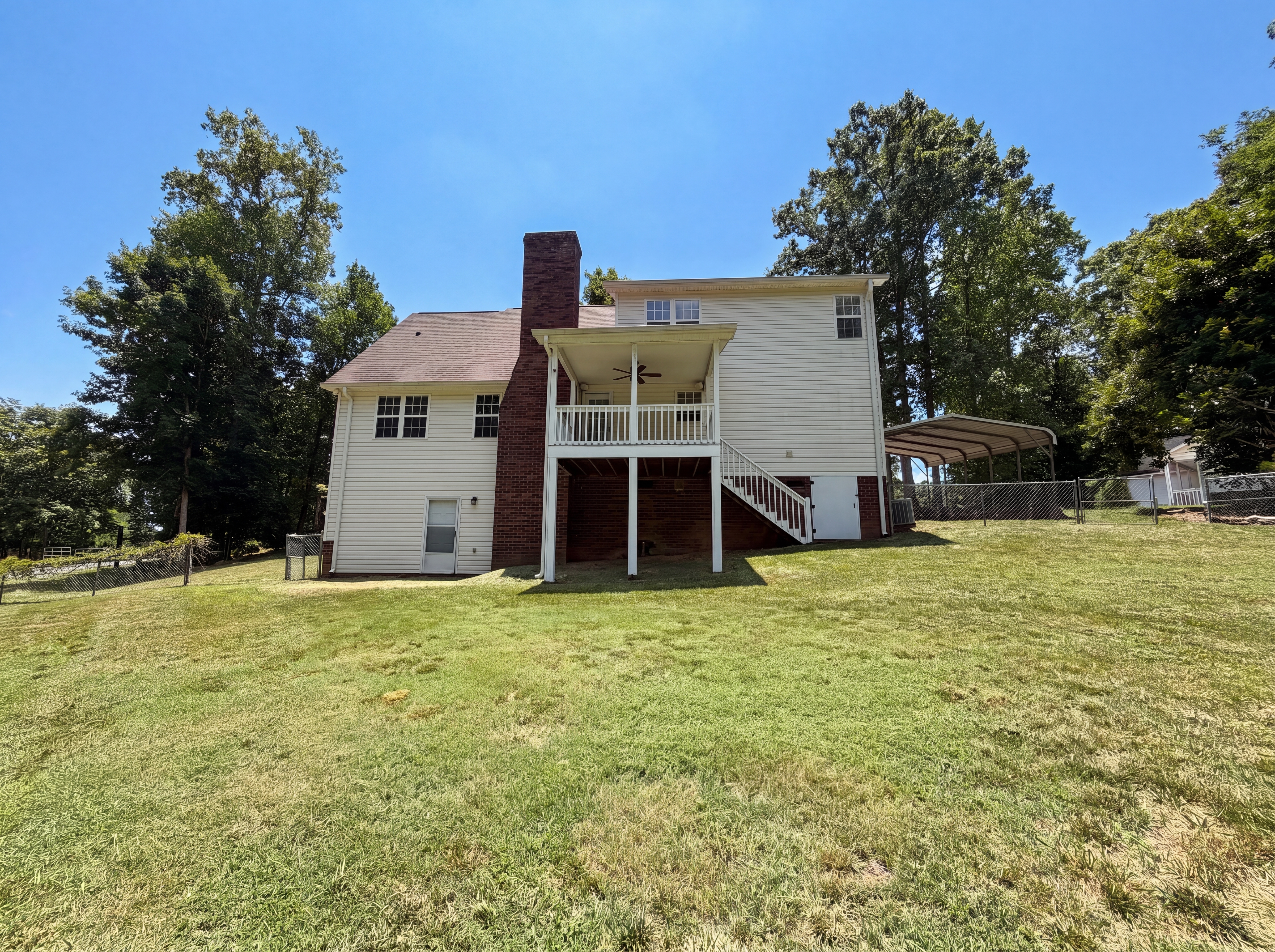 Photo 5 of 27 of 311 Hickory Wood Dr, Kannapolis, NC