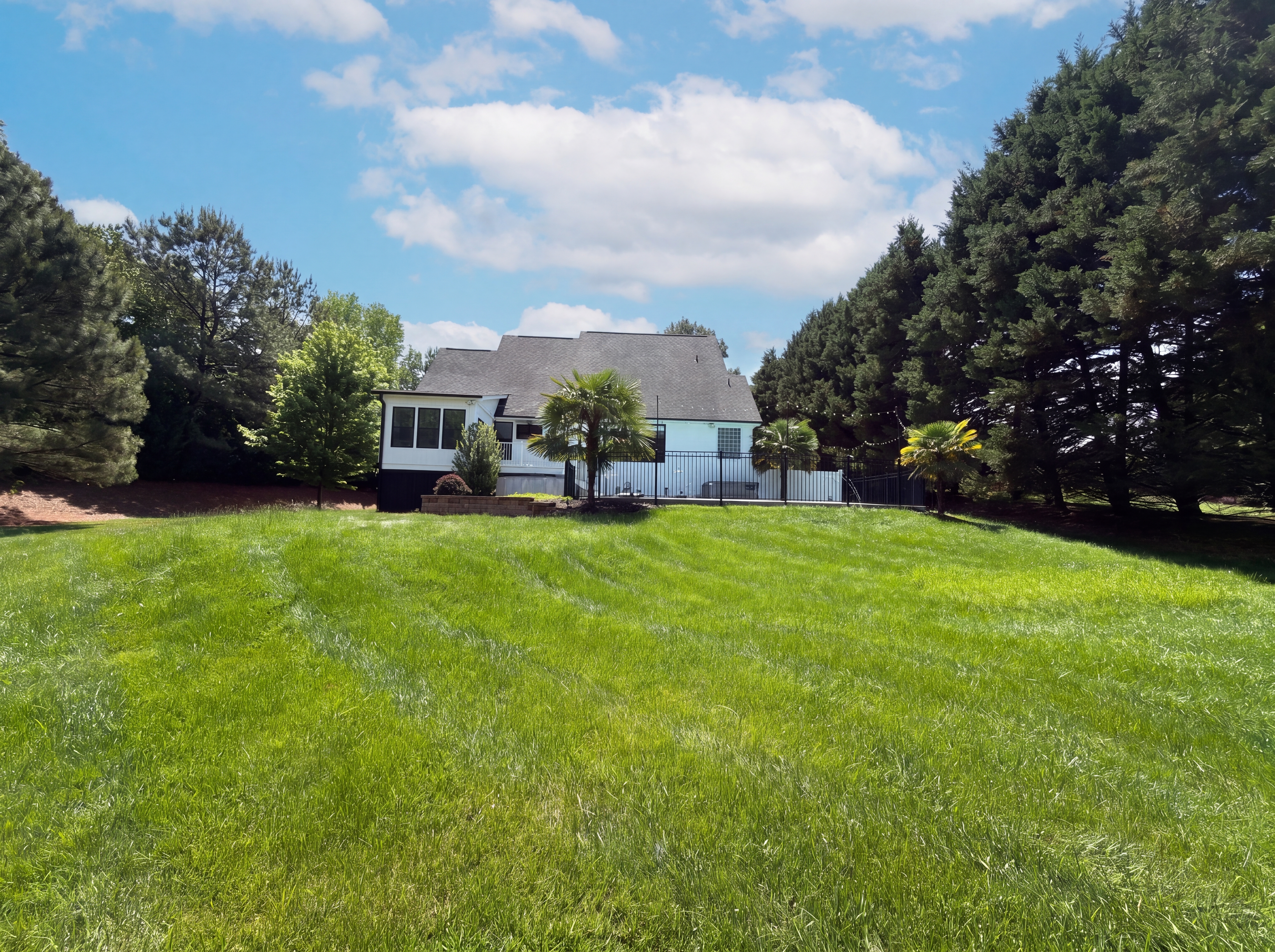 Photo 5 of 23 of 3204 Millstone Creek Rd, Lancaster, SC