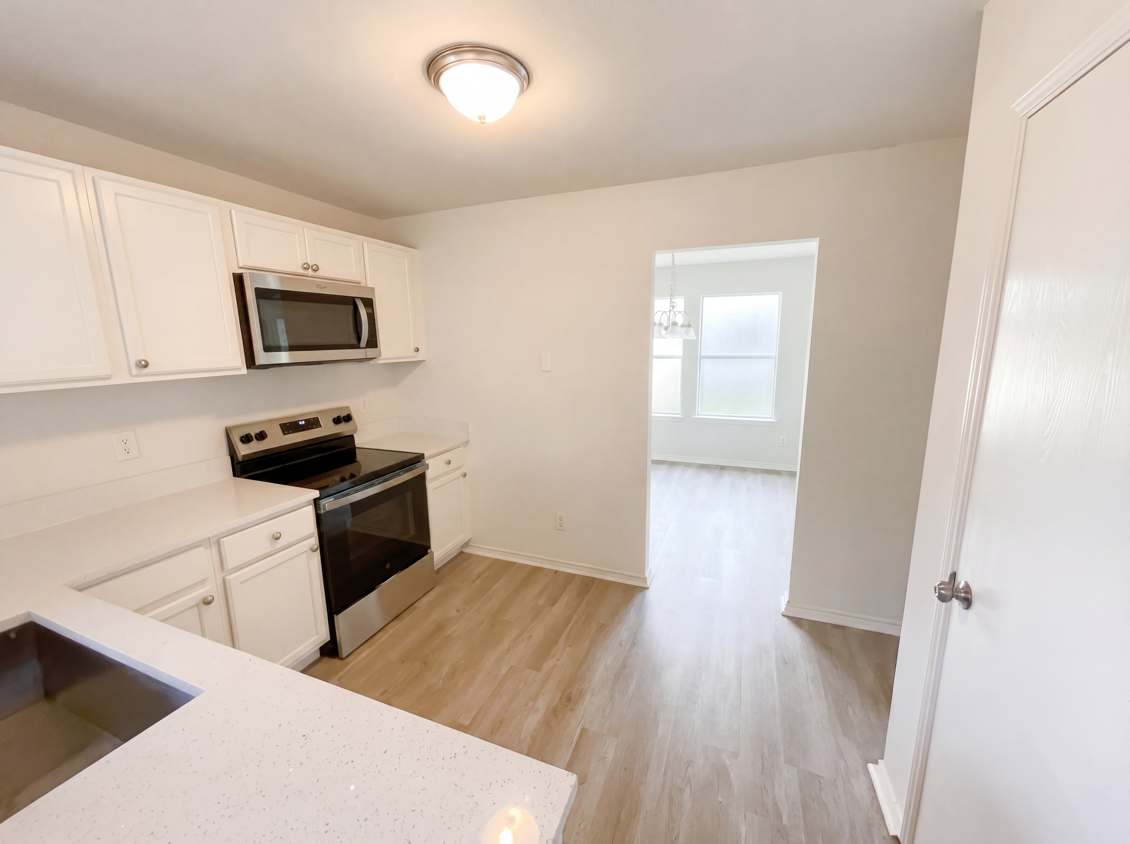 Photo 6 of 16 of 2232 Bradford Pear Dr, Little Elm, TX