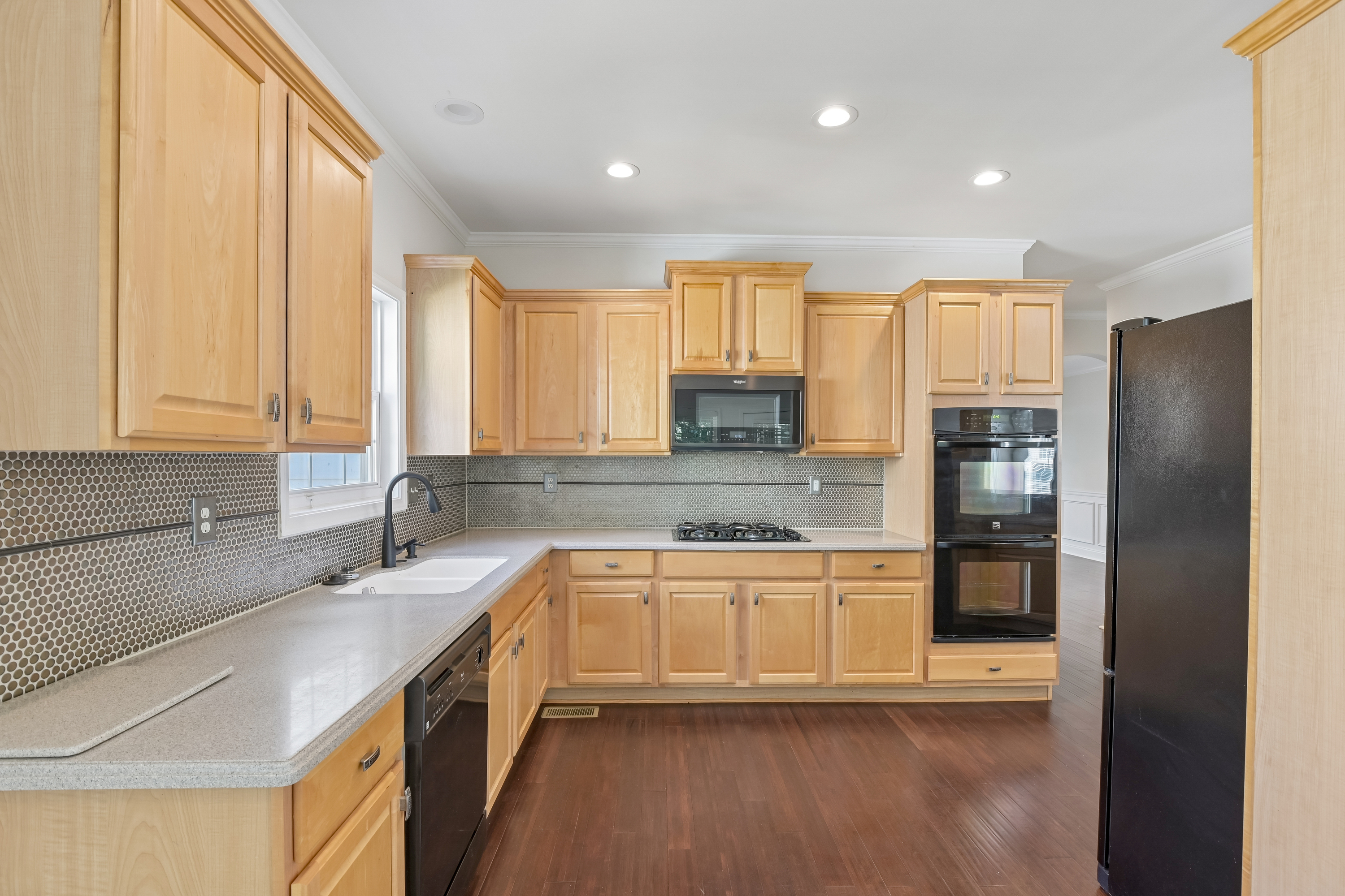 Photo 12 of 32 of 4564 Austin Hills Dr, Suwanee, GA
