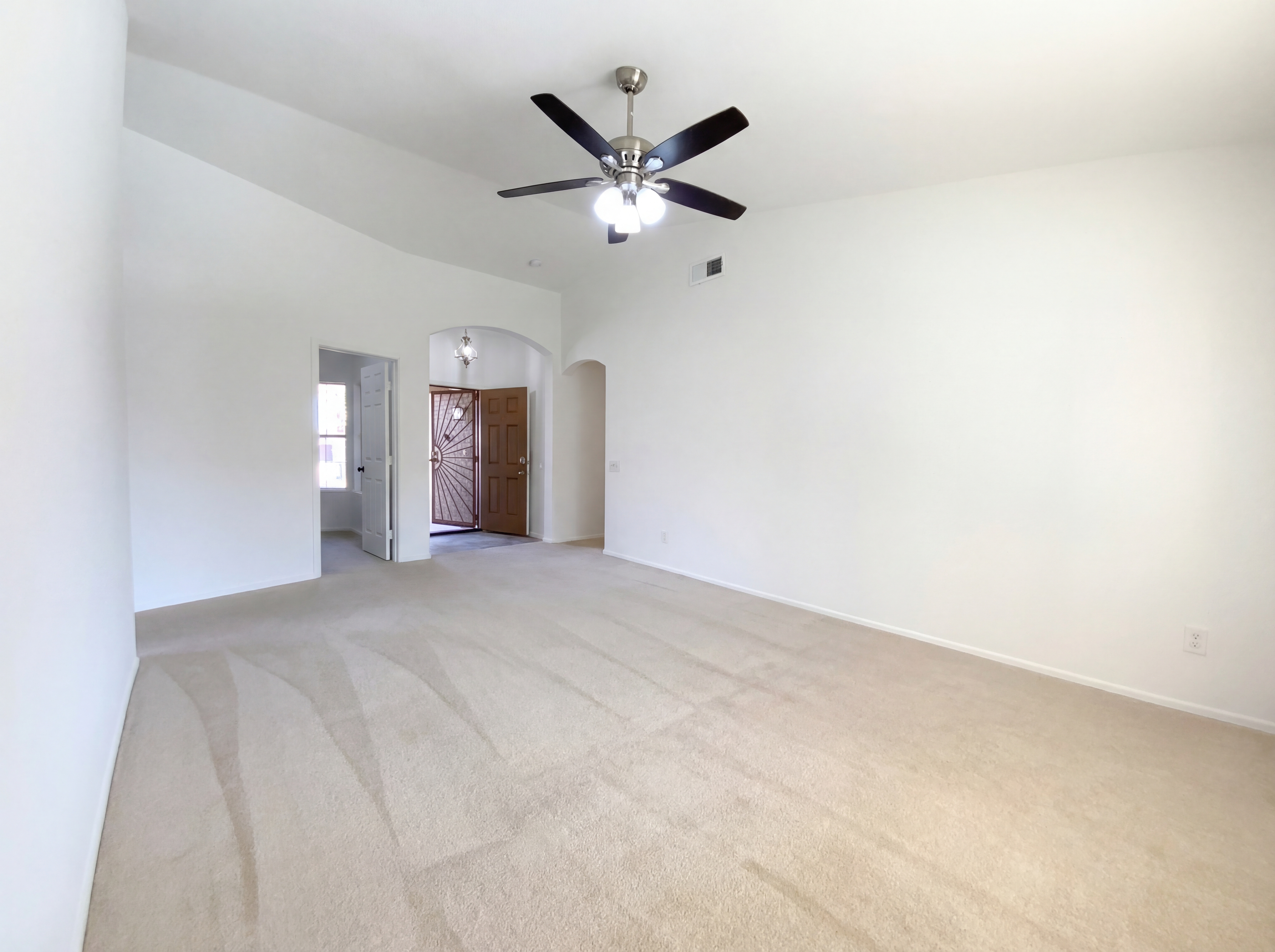 Photo 3 of 16 of 6151 E Quince St, Mesa, AZ