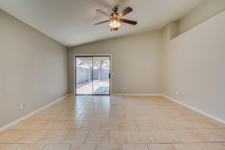 Photo 4 of 24 - 1353 W Mesquite Ave, Apache Junction, AZ 85120