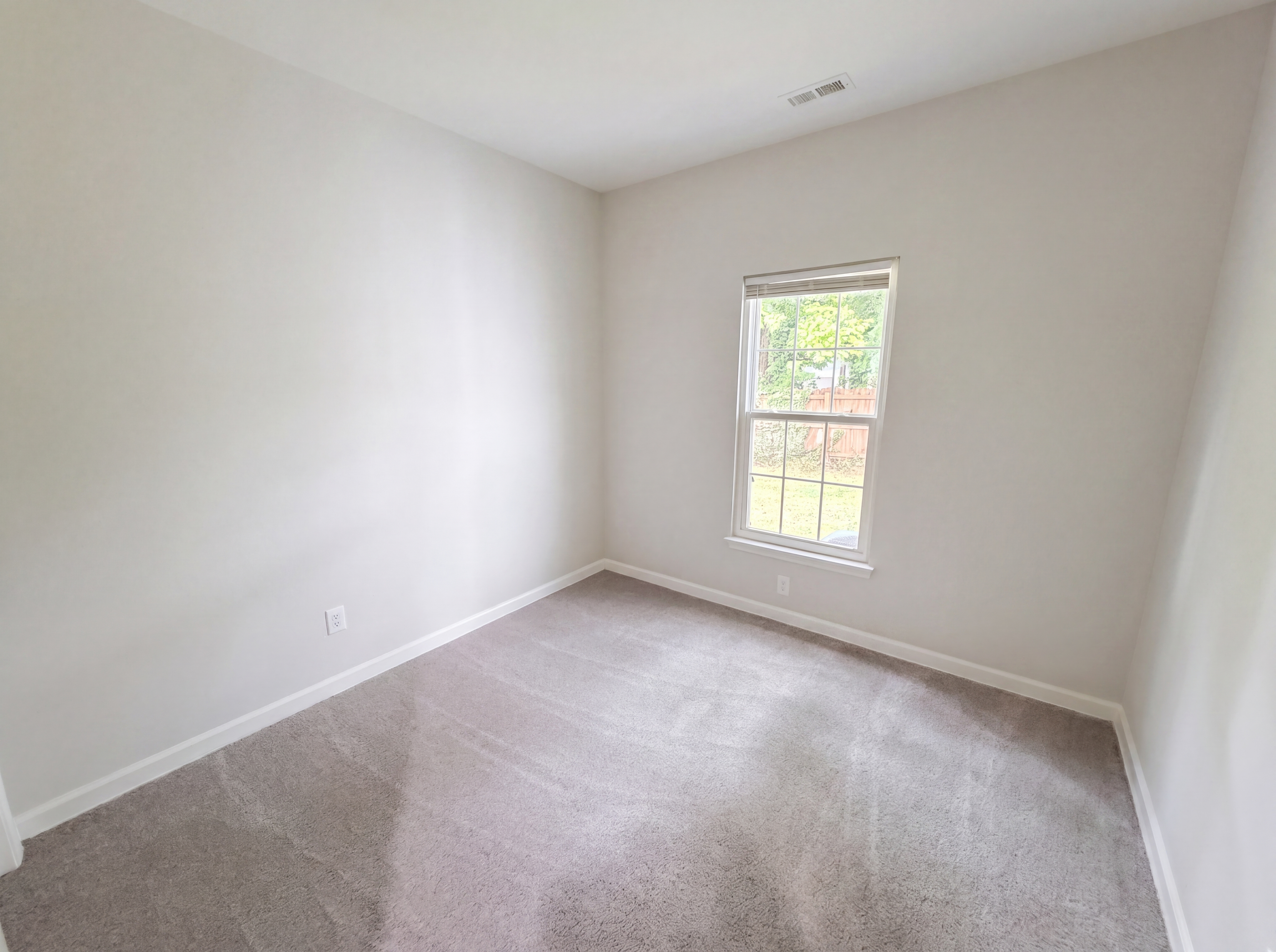 Photo 17 of 22 of 4808 Pennant Pl, Charlotte, NC
