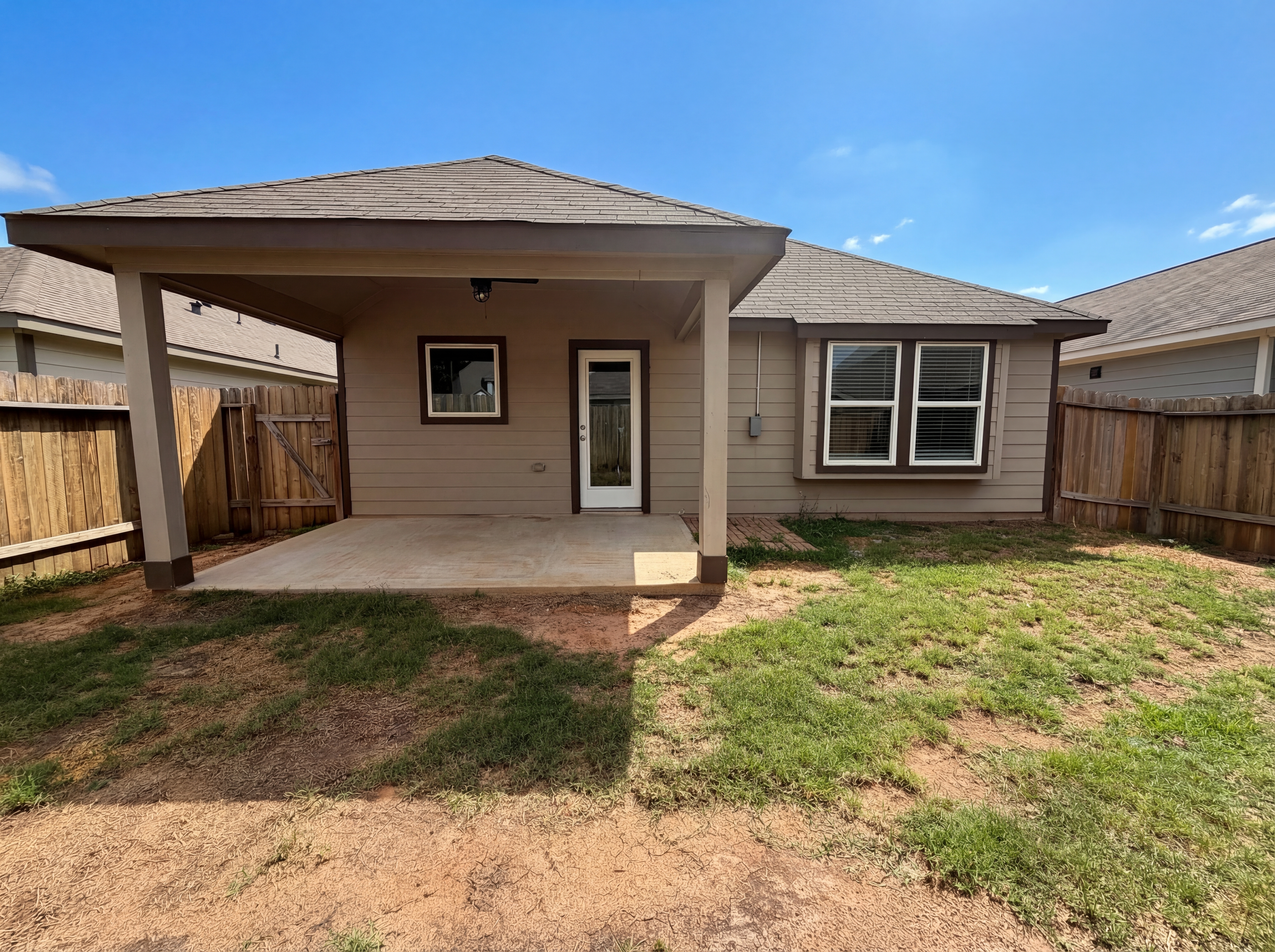 Photo 5 of 19 of 40839 Mostyn Hill Dr, Magnolia, TX