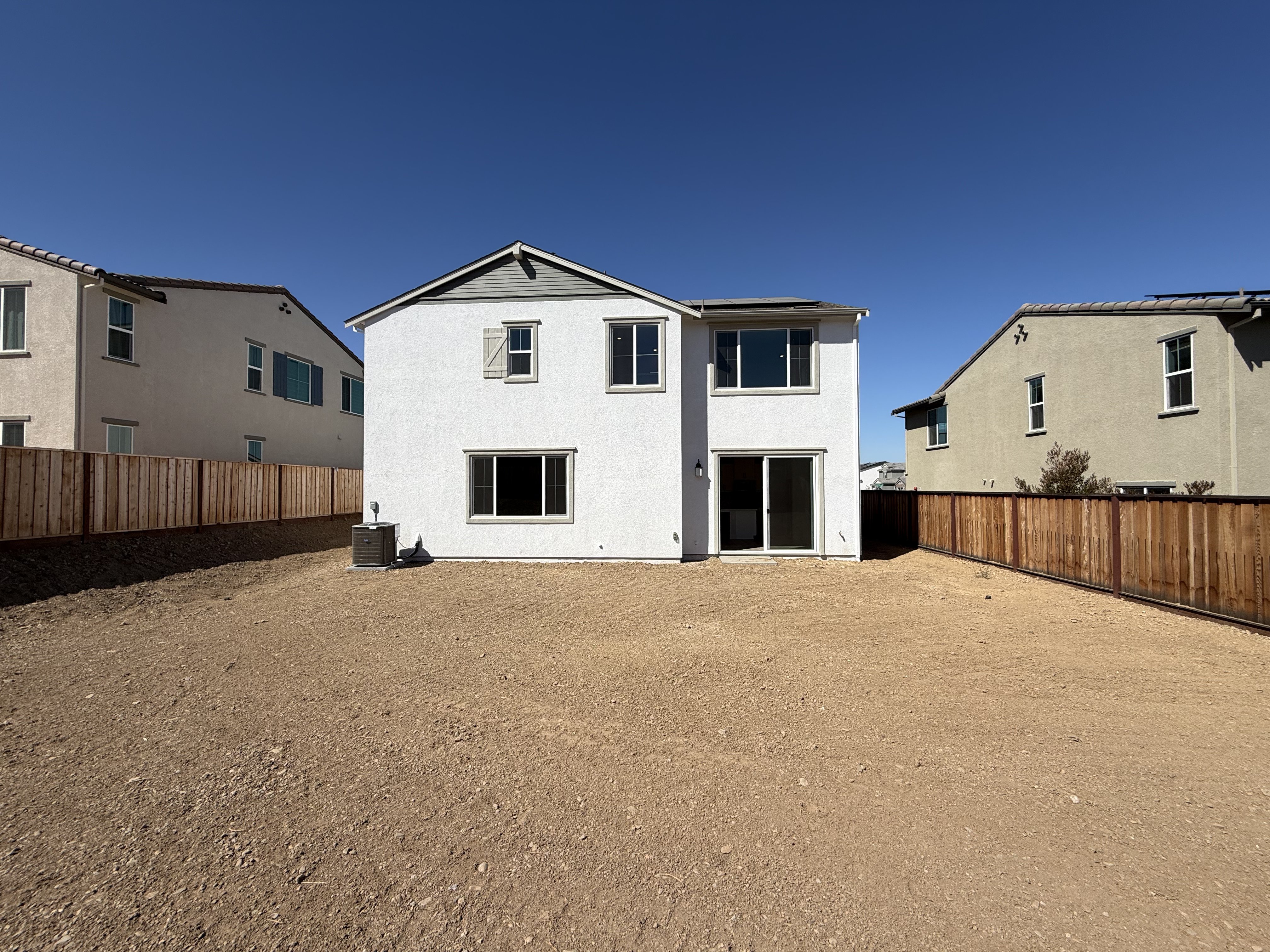 Photo 5 of 15 of 5440 Ironwood Ave, Tracy, CA