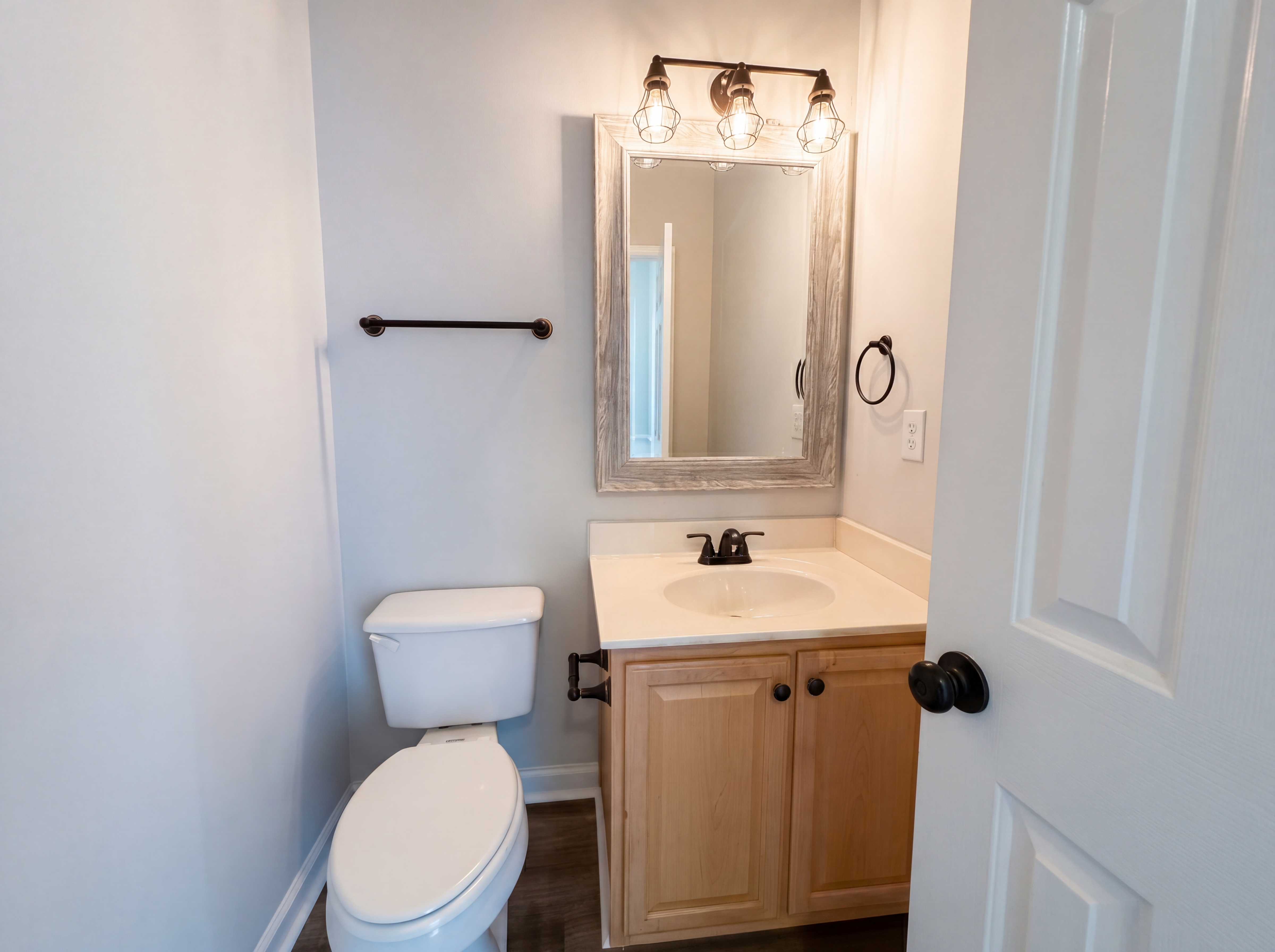 Photo 21 of 26 of 9 Bluff Ridge Ct, Greenville, SC