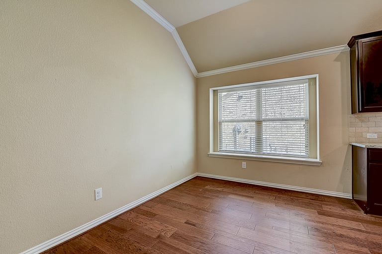 Photo 30 of 32 - 424 Attlee Dr, Fate, TX 75189