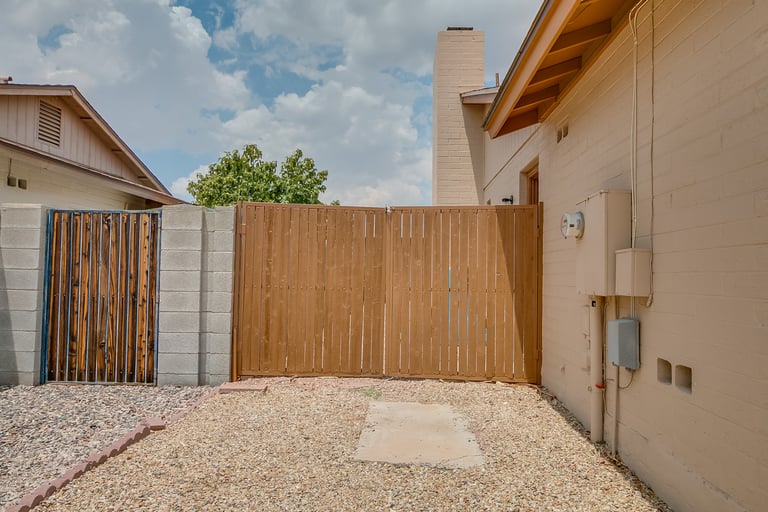 Photo 32 of 33 - 4658 W Aire Libre Ave, Glendale, AZ 85306