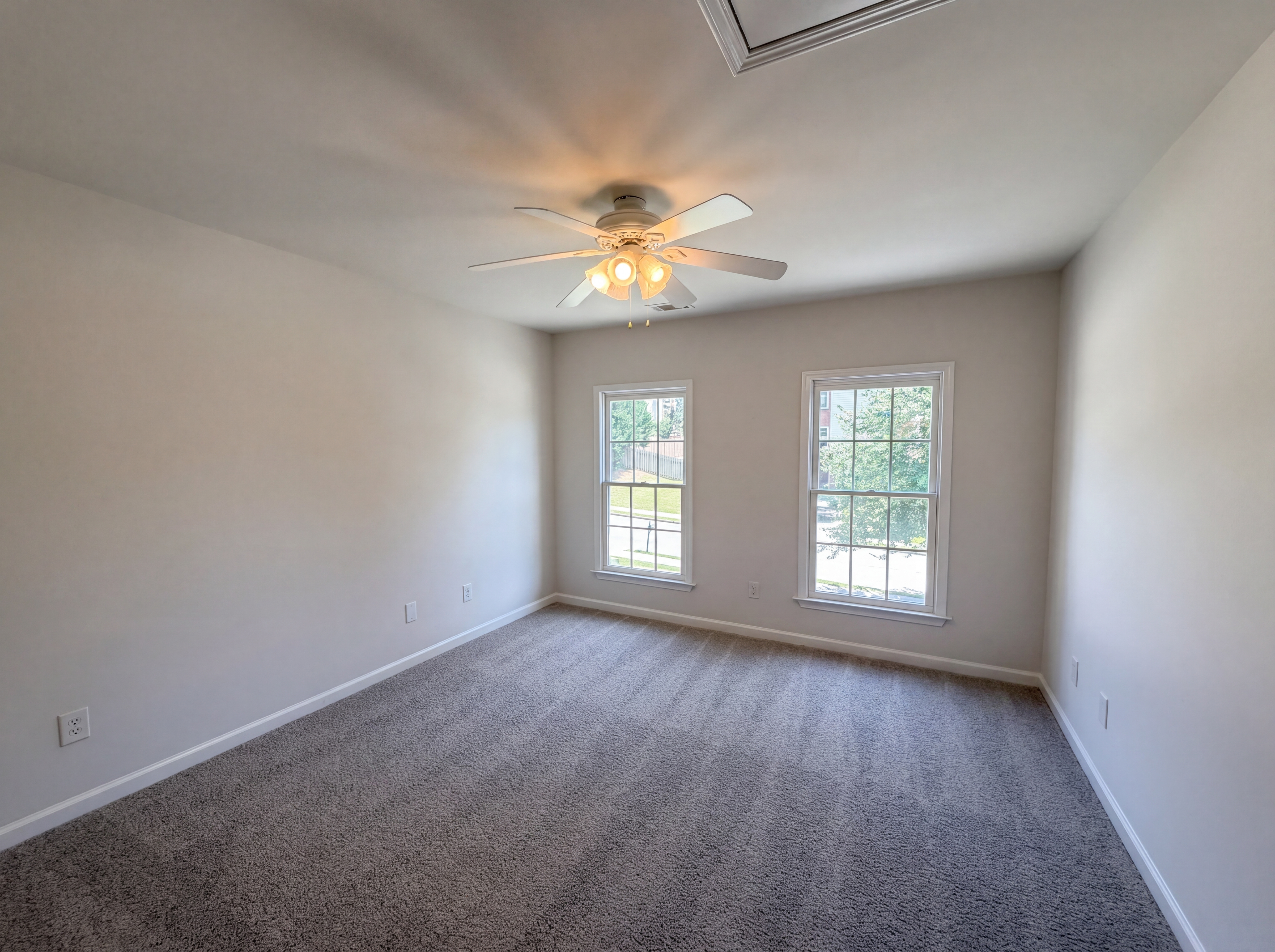 Photo 10 of 25 of 861 Windsor Creek Dr, Grayson, GA