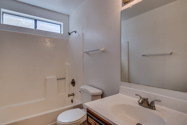 Photo 16 of 18 - 3030 E Villa Rita Dr, Phoenix, AZ 85032
