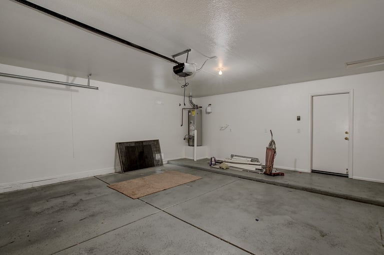 Photo 25 of 27 - 16206 W Latham St, Goodyear, AZ 85338