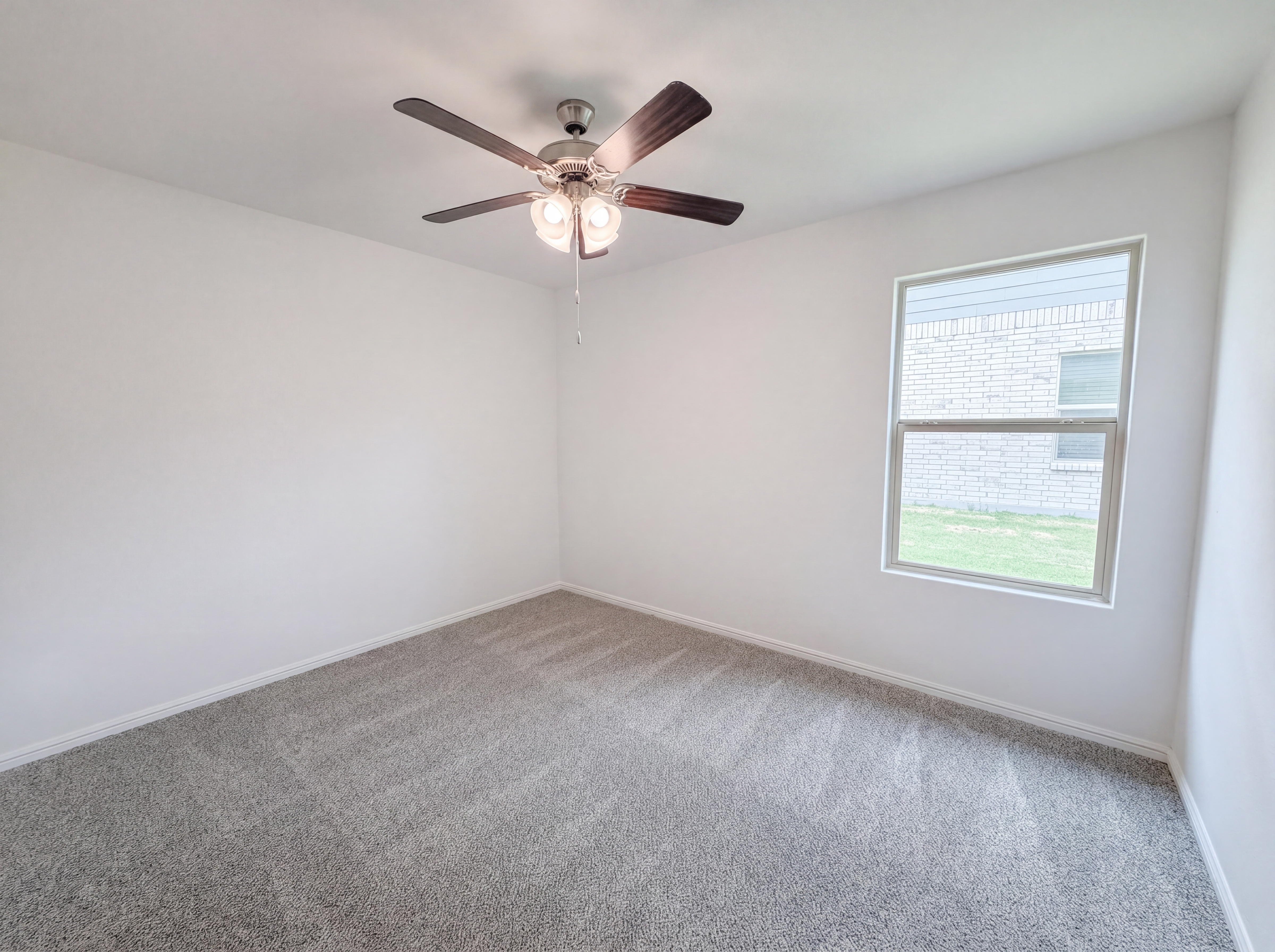 Photo 9 of 16 of 13592 Gunsmoke Ln, Cresson, TX