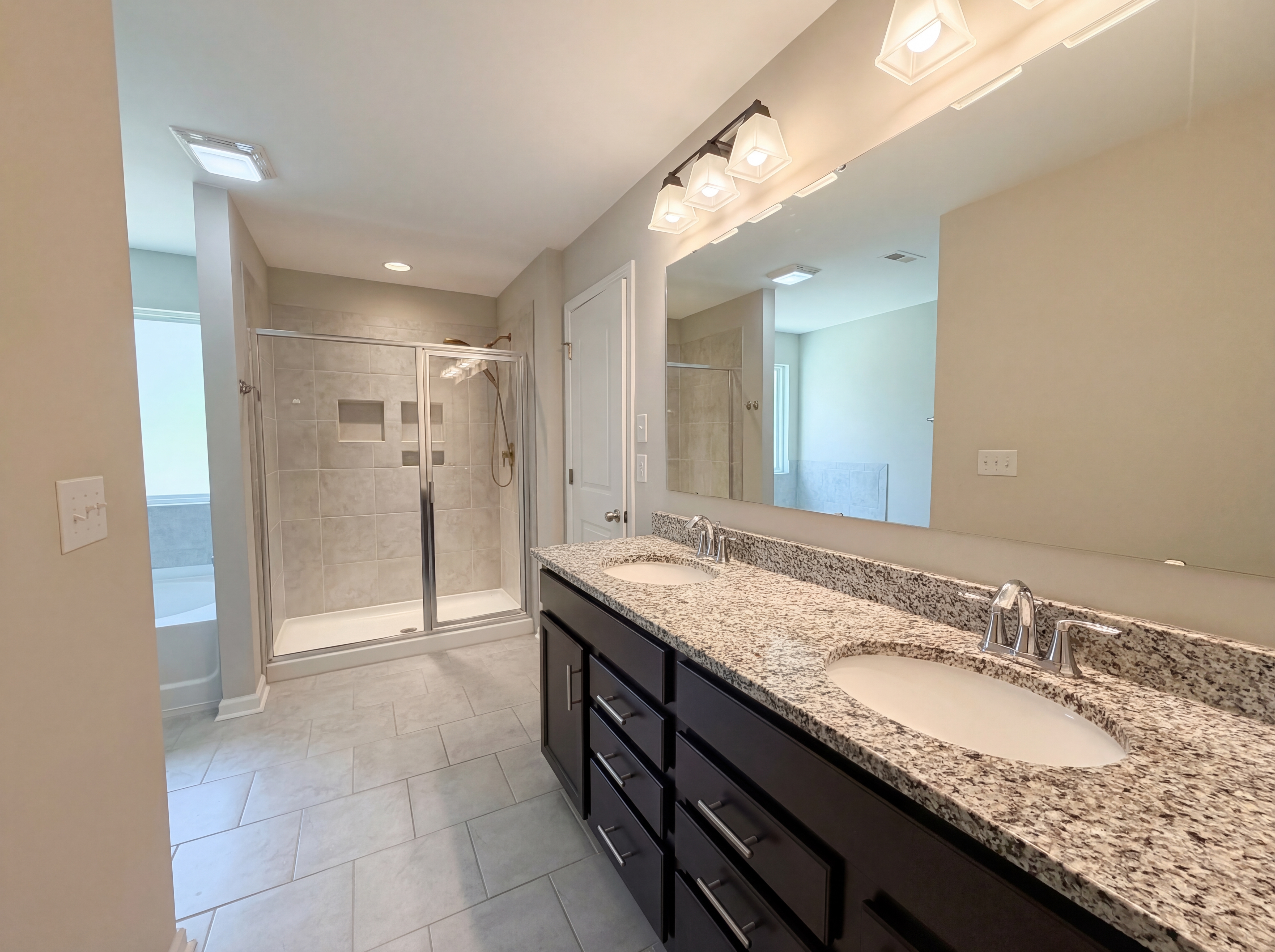 Photo 12 of 23 of 2825 Kinloch Ct, Clover, SC