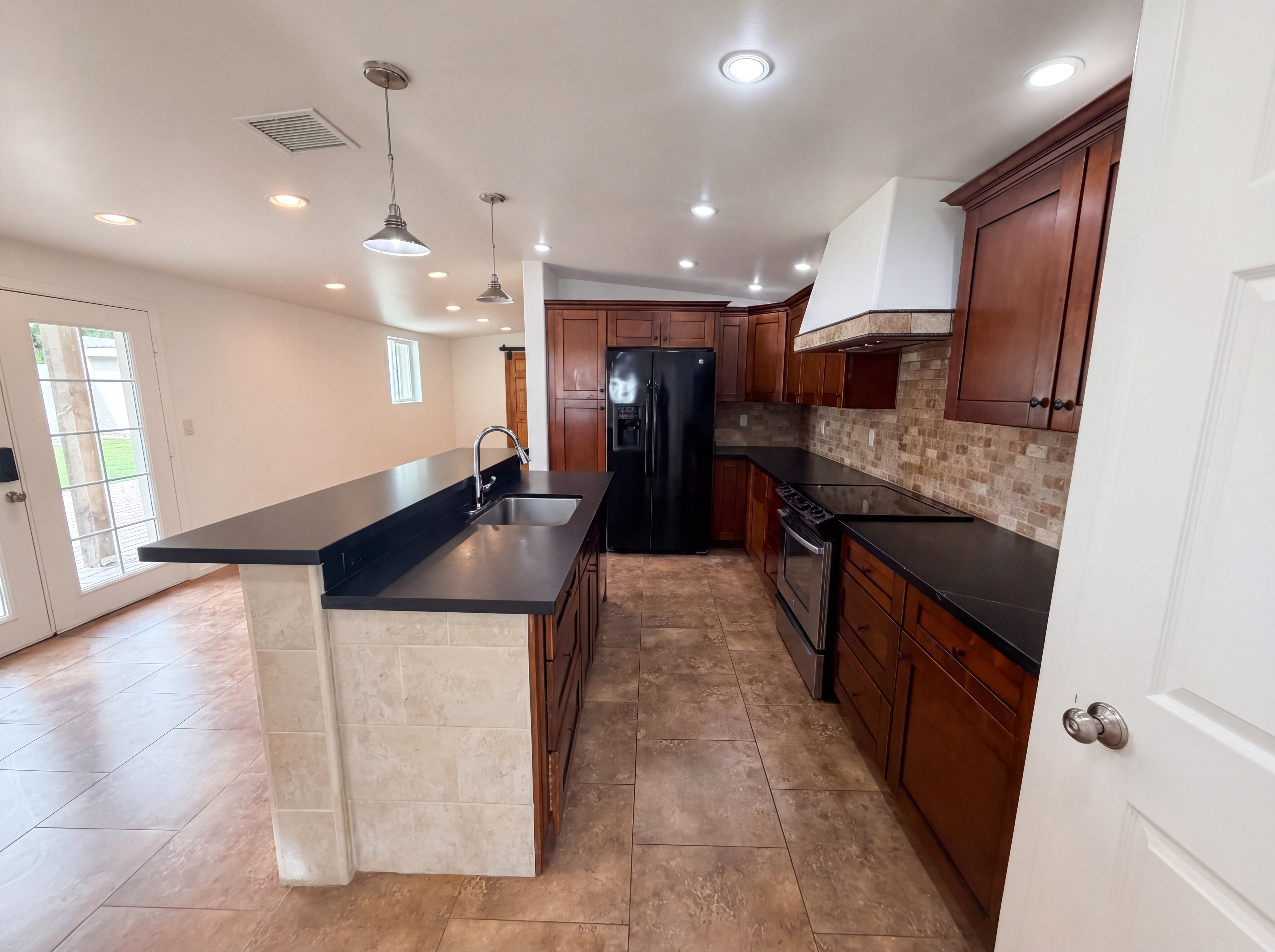 Photo 2 of 26 of 2722 E Nisbet Rd, Phoenix, AZ