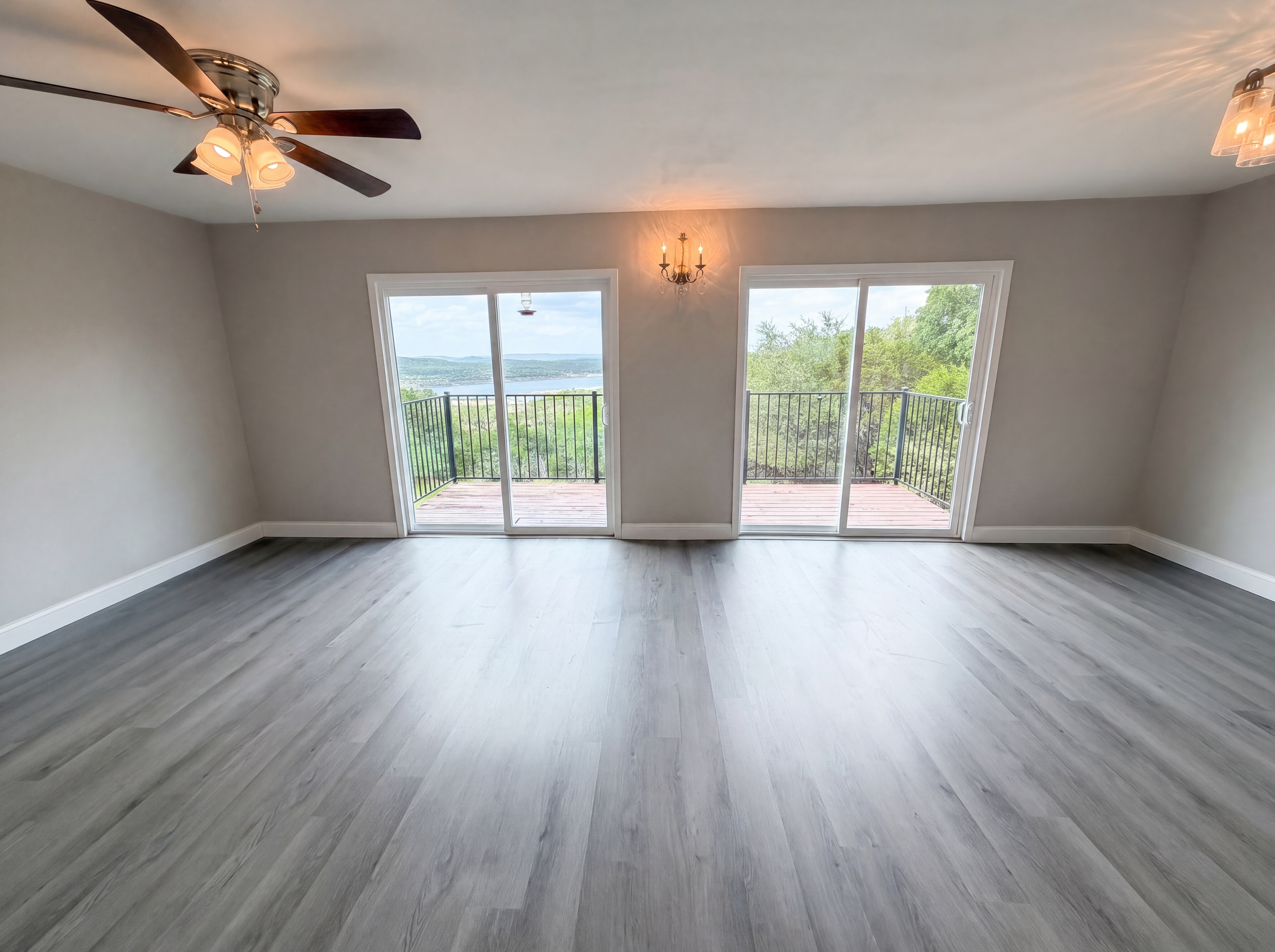 Photo 10 of 19 of 3216 Poe Cv, Lago Vista, TX