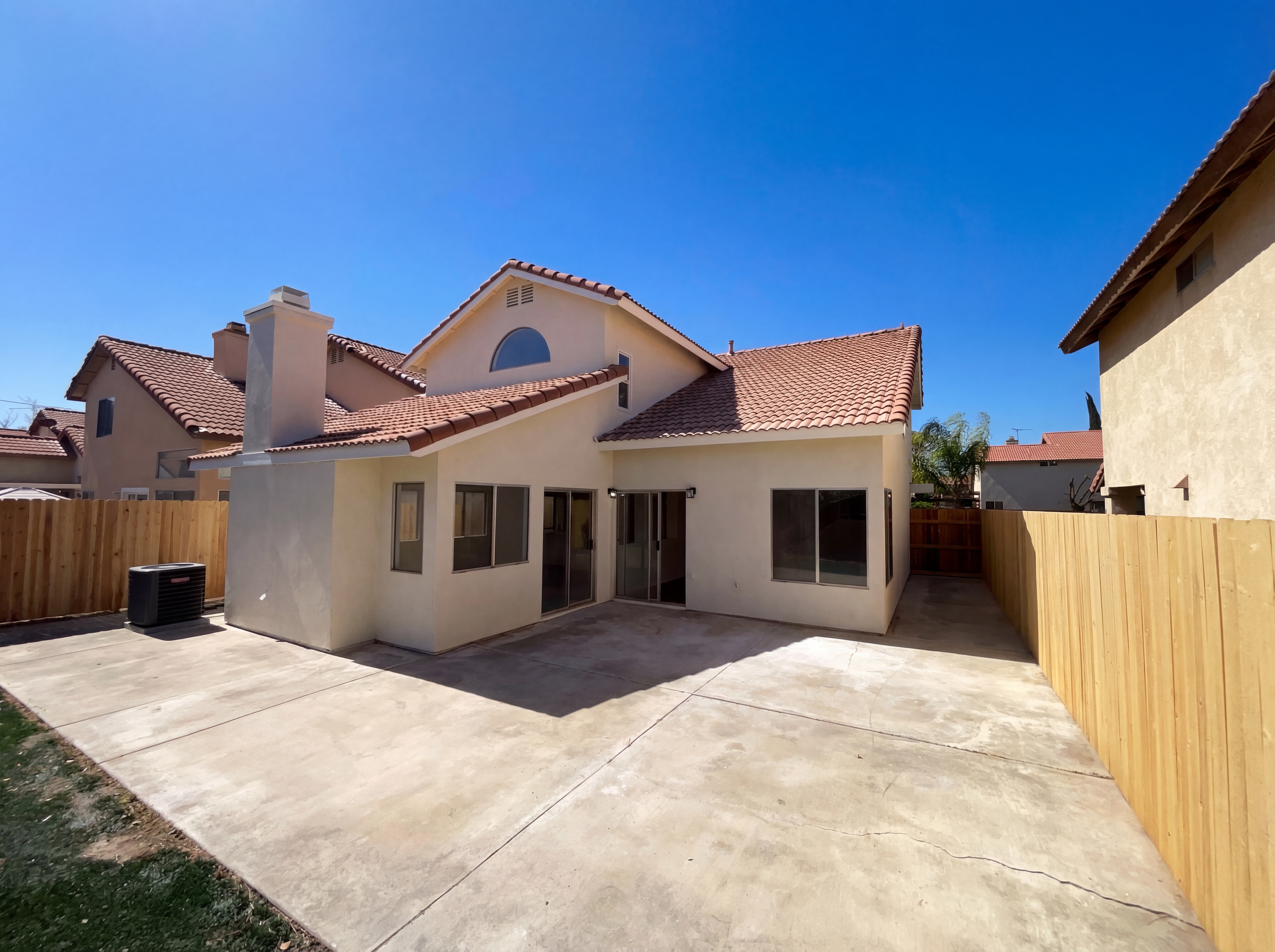 Photo 21 of 25 of 1947 Neptune Dr, Perris, CA