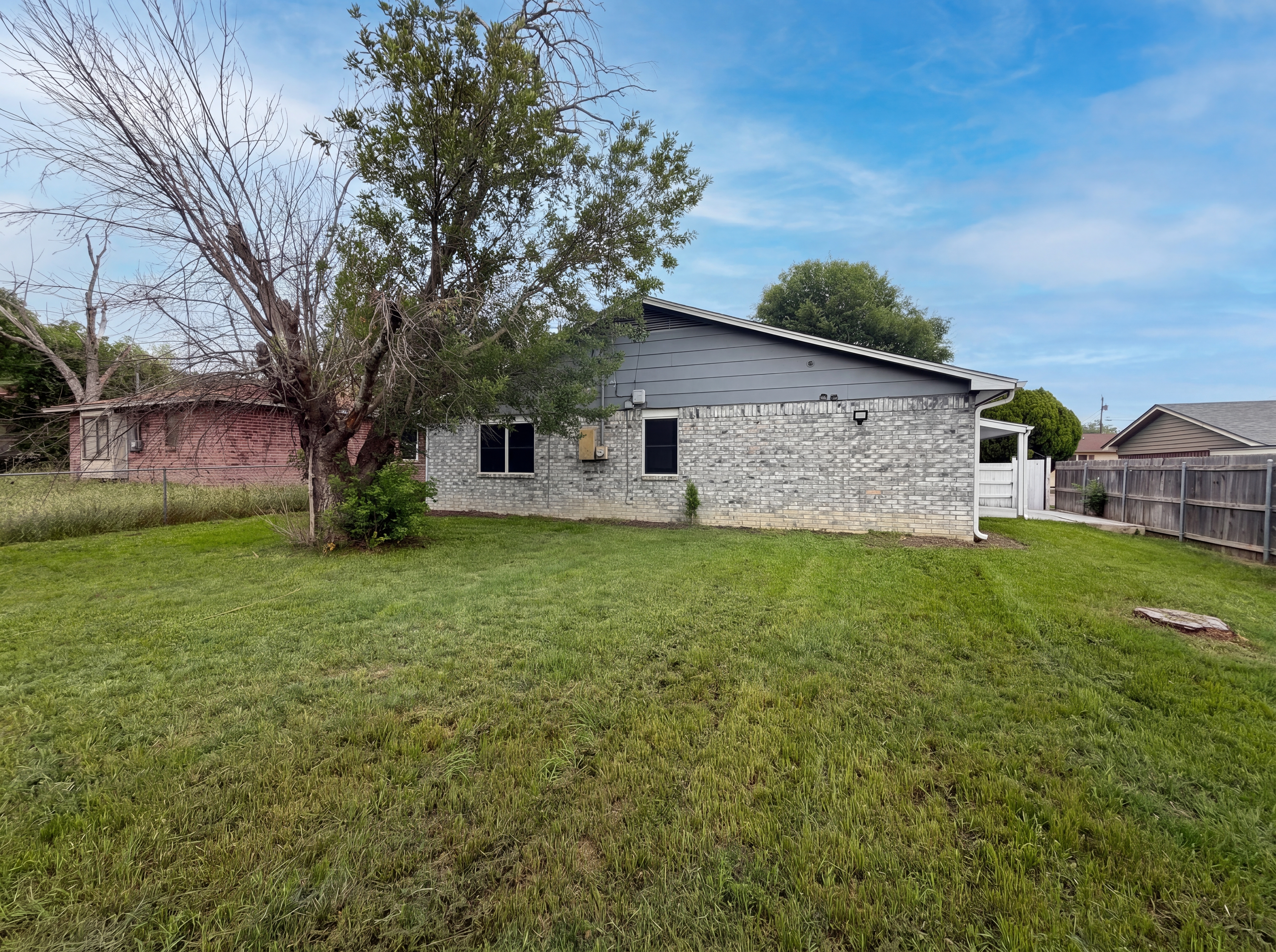 Photo 17 of 18 of 203 W Hogan Dr, Copperas Cove, TX