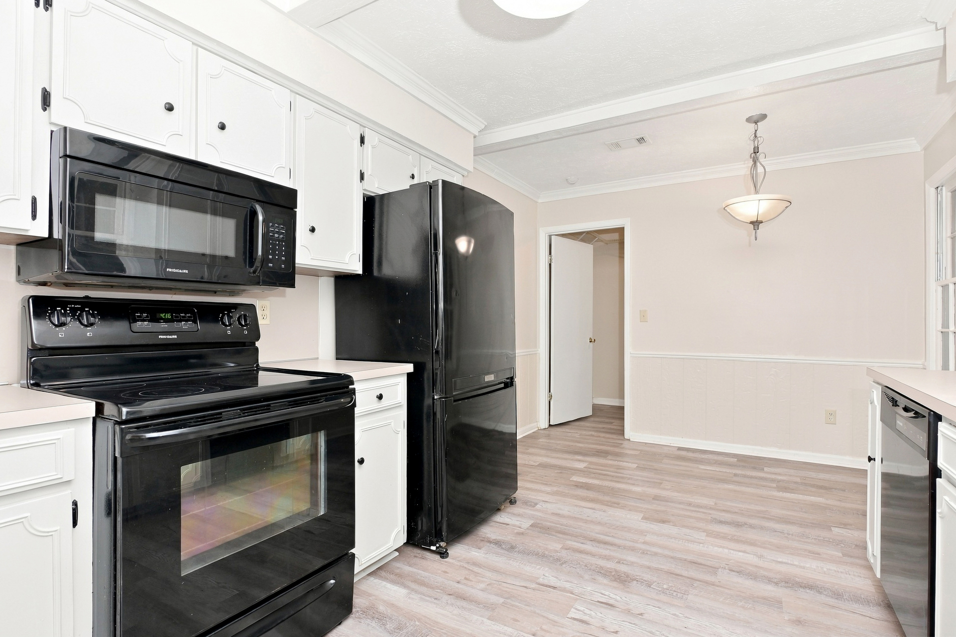 Photo 6 of 18 of 4104 Curry St, Columbus, GA