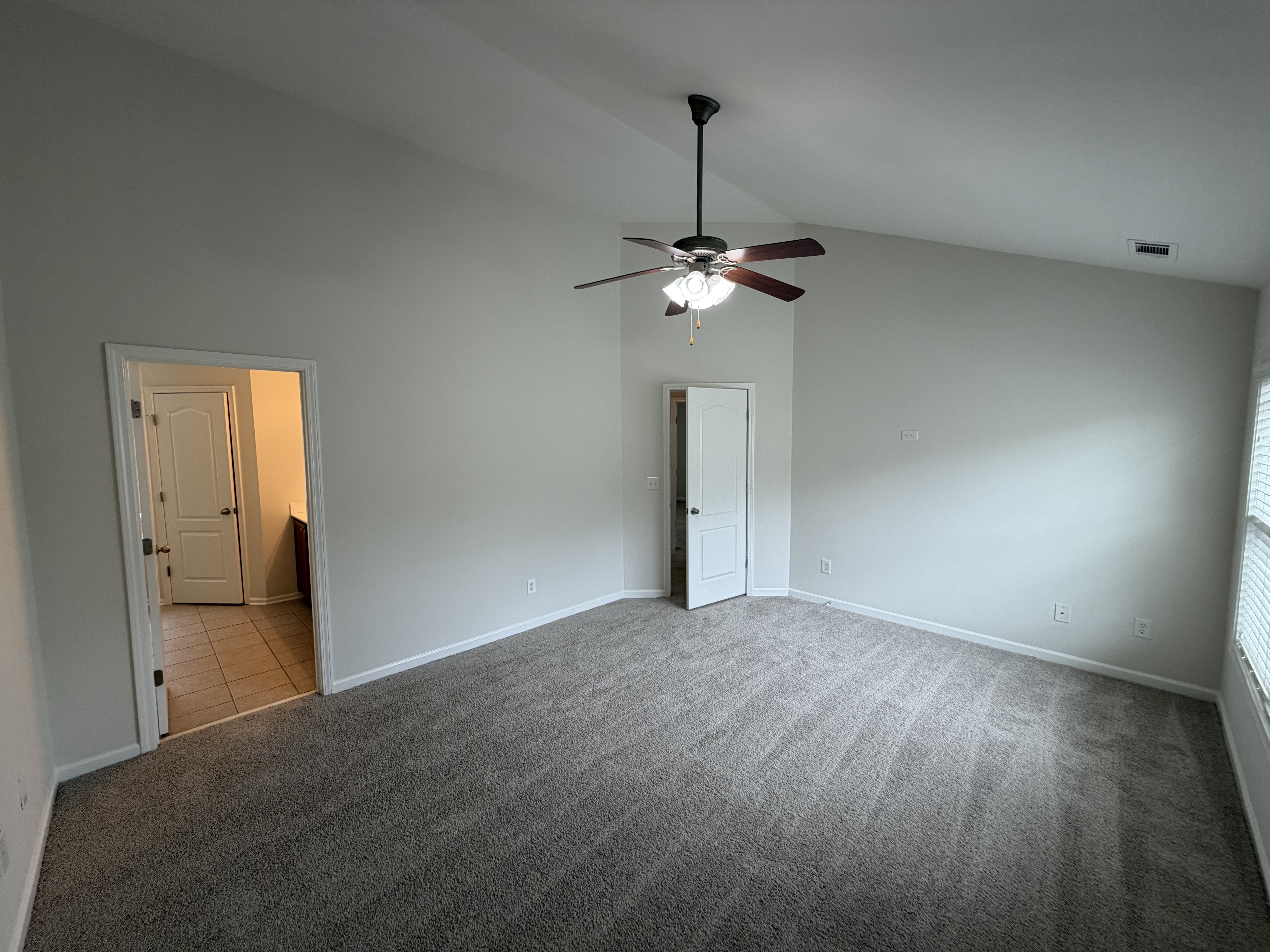 Photo 24 of 39 of 9518 Rushmore Cir, Braselton, GA