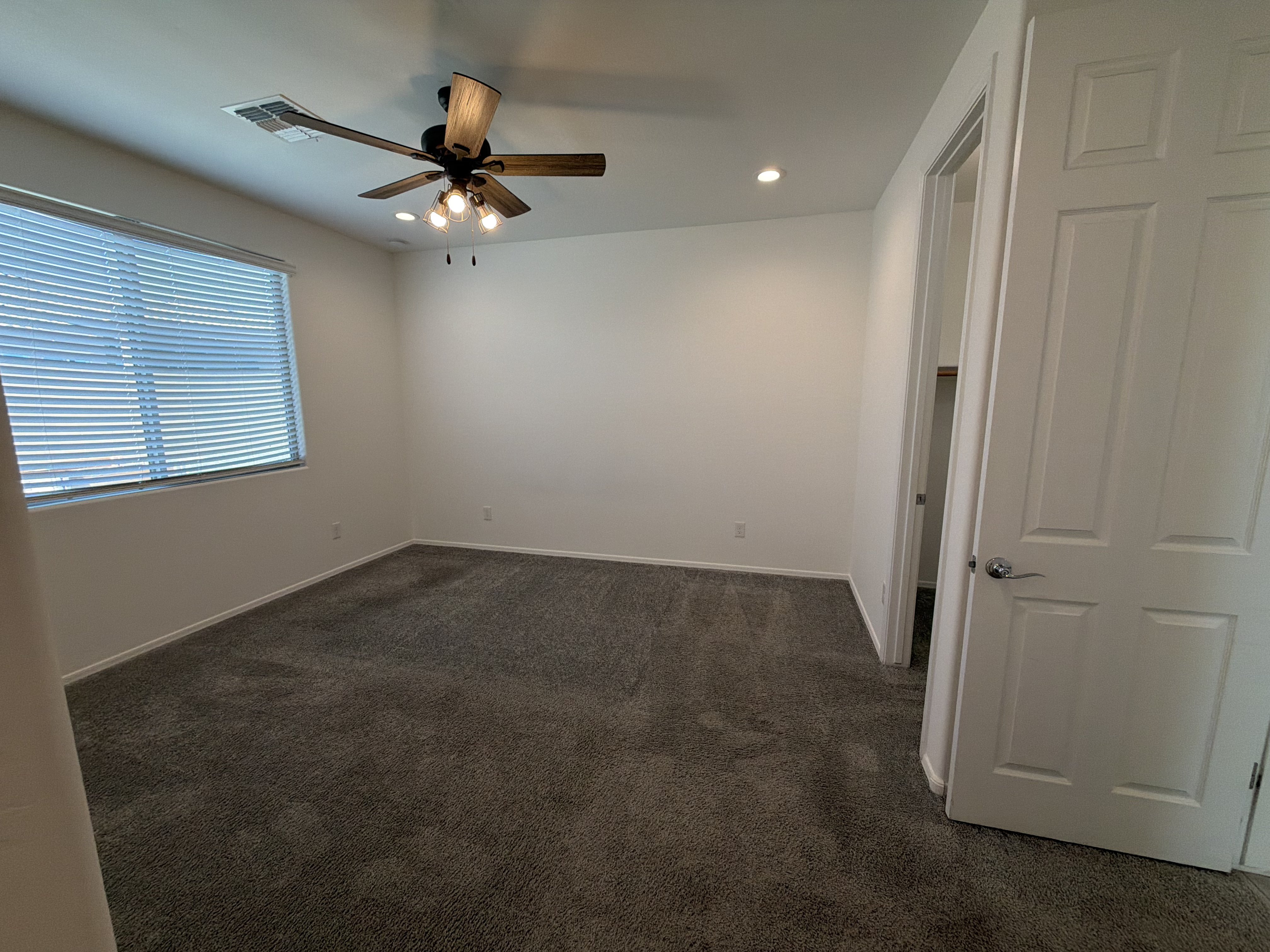 Photo 12 of 29 of 5644 N 199th Ave, Litchfield Park, AZ