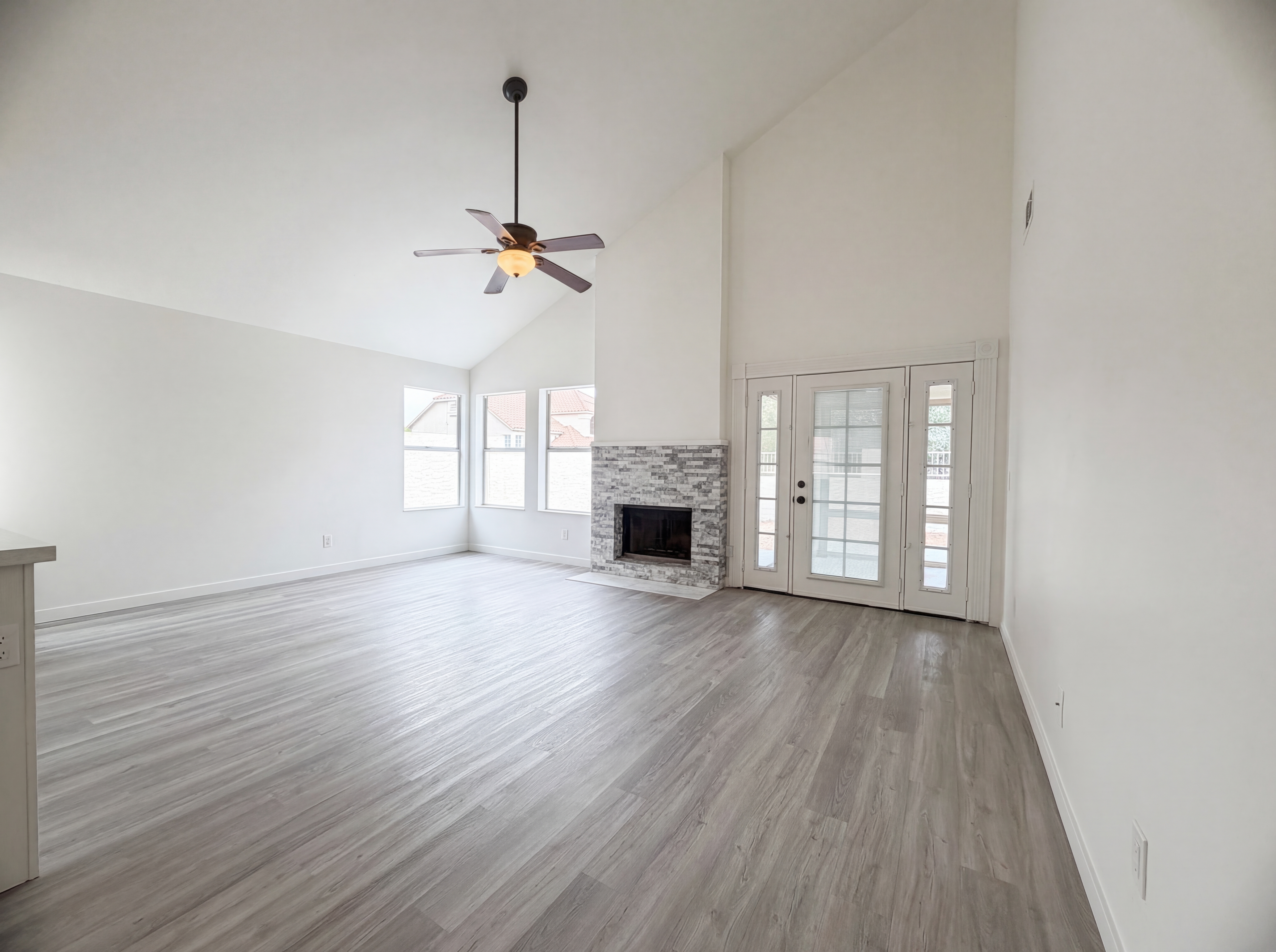 Photo 3 of 17 of 5959 E Teton Cir, Mesa, AZ