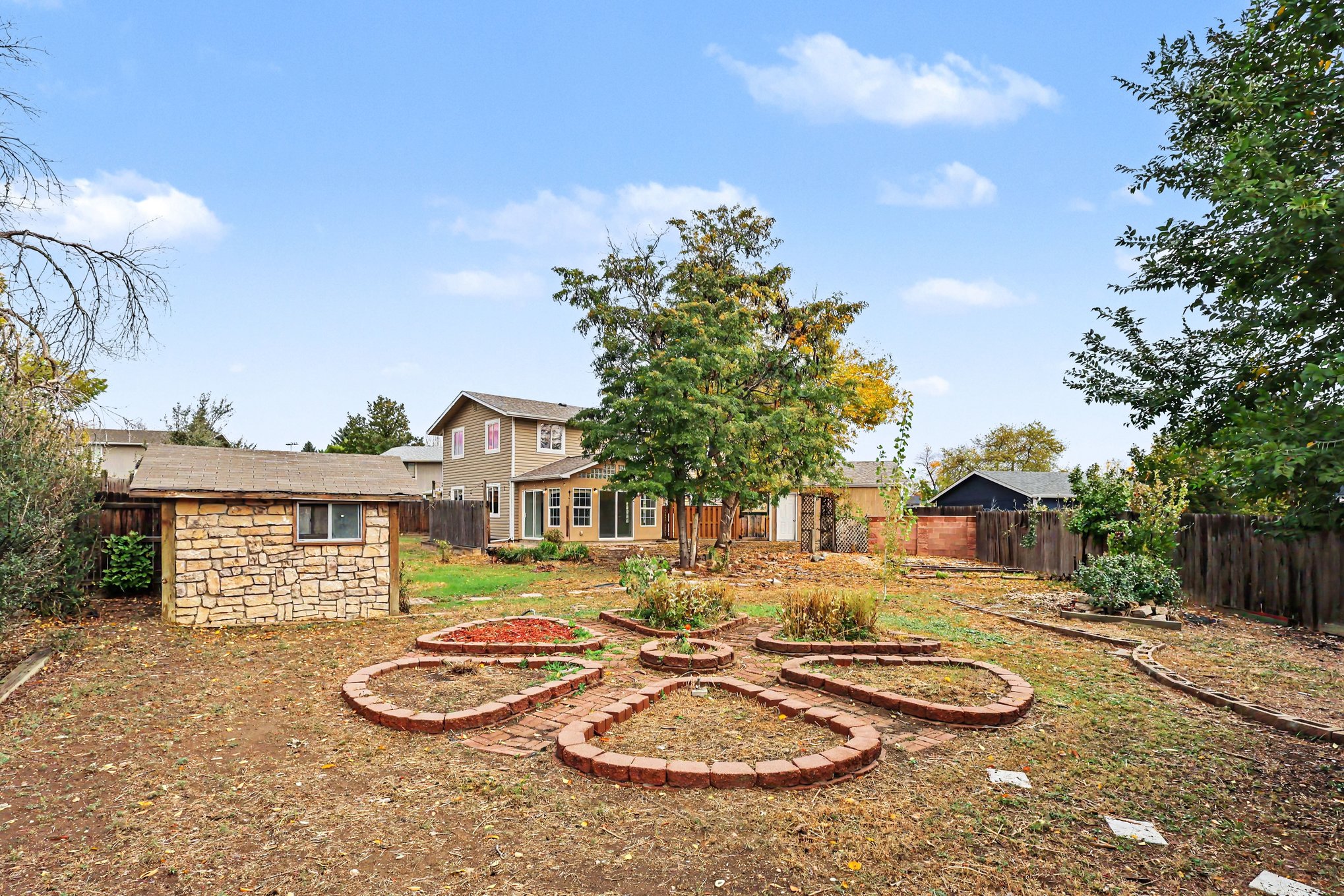 Photo 17 of 20 of 701 Eldora Pl, Longmont, CO