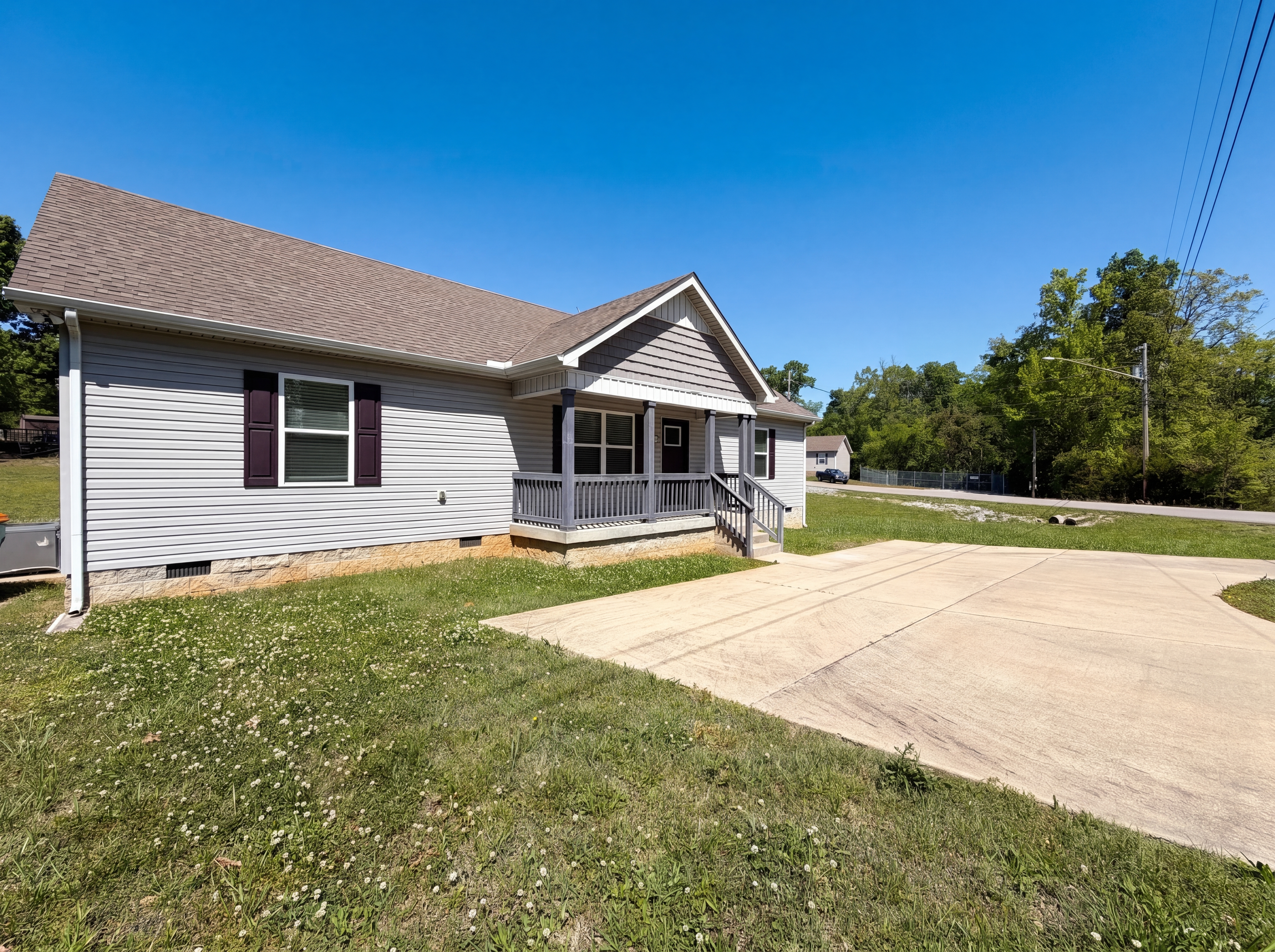 Photo 20 of 23 of 340 Elm Ave, Lewisburg, TN