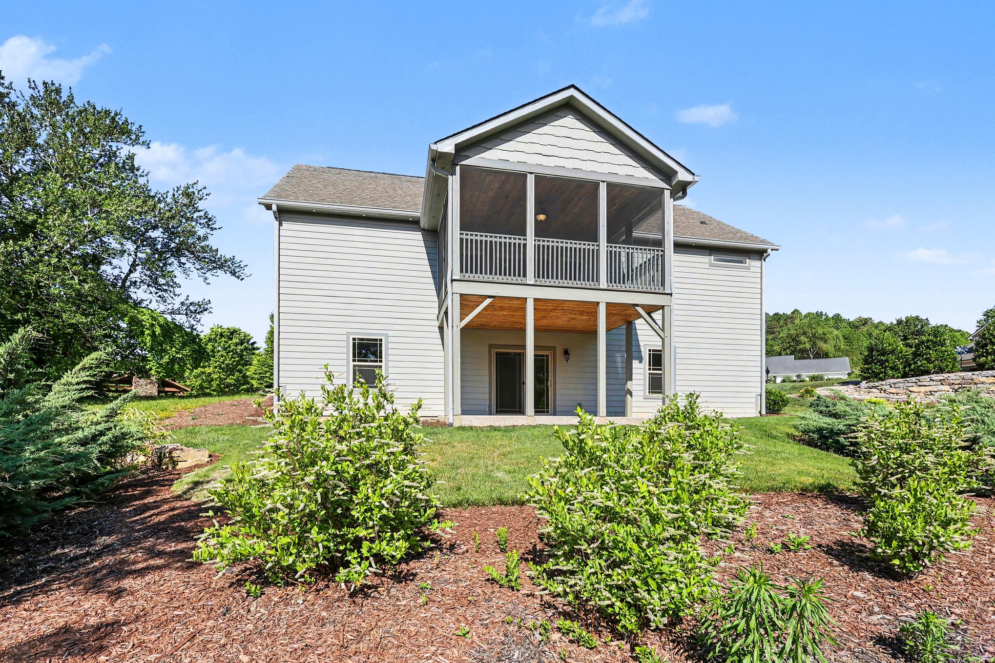 Photo 5 of 21 of 168 Triple Fairways Dr, Hendersonville, NC