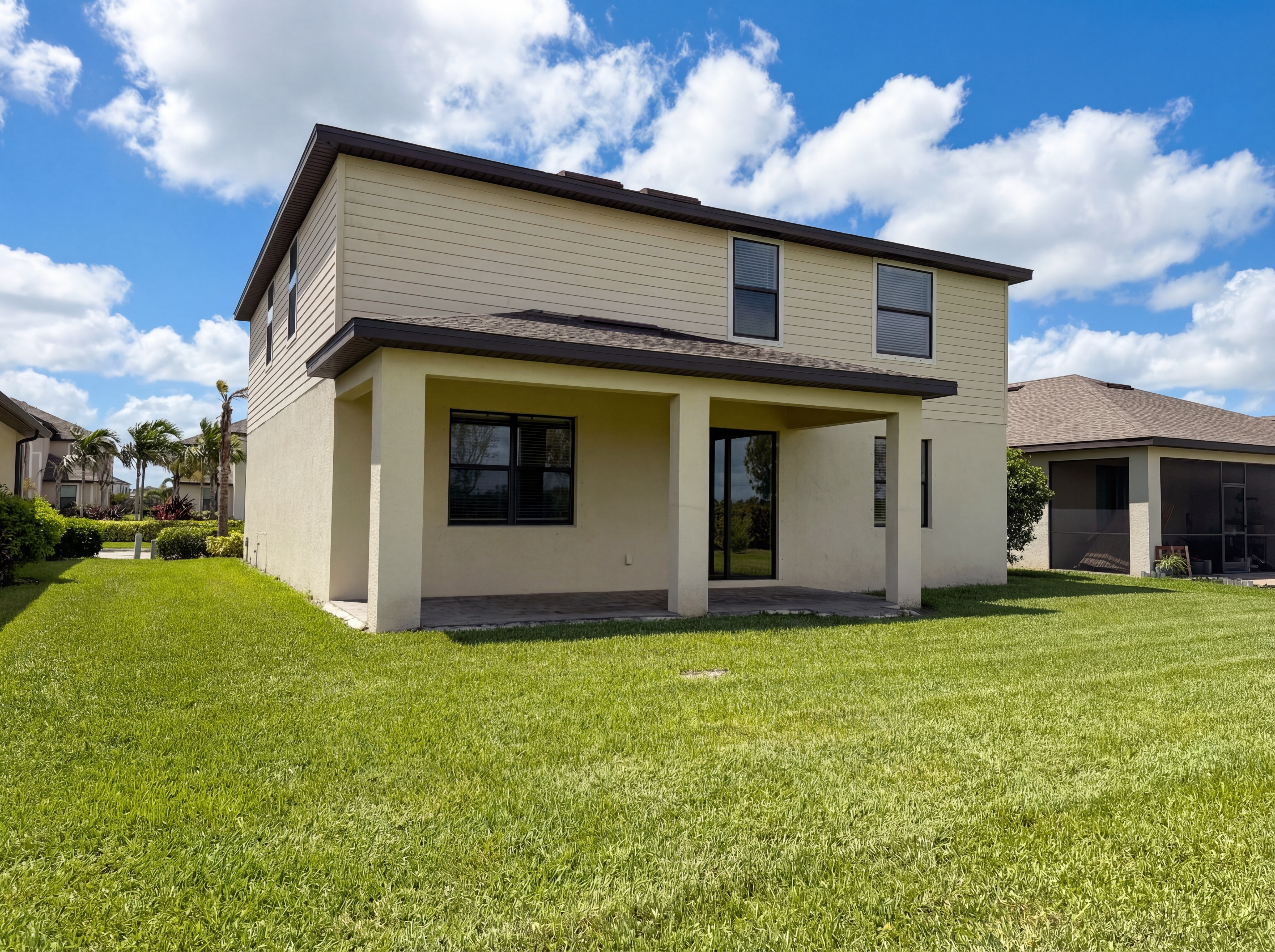 Photo 32 of 35 of 14102 Vindel Cir, Fort Myers, FL