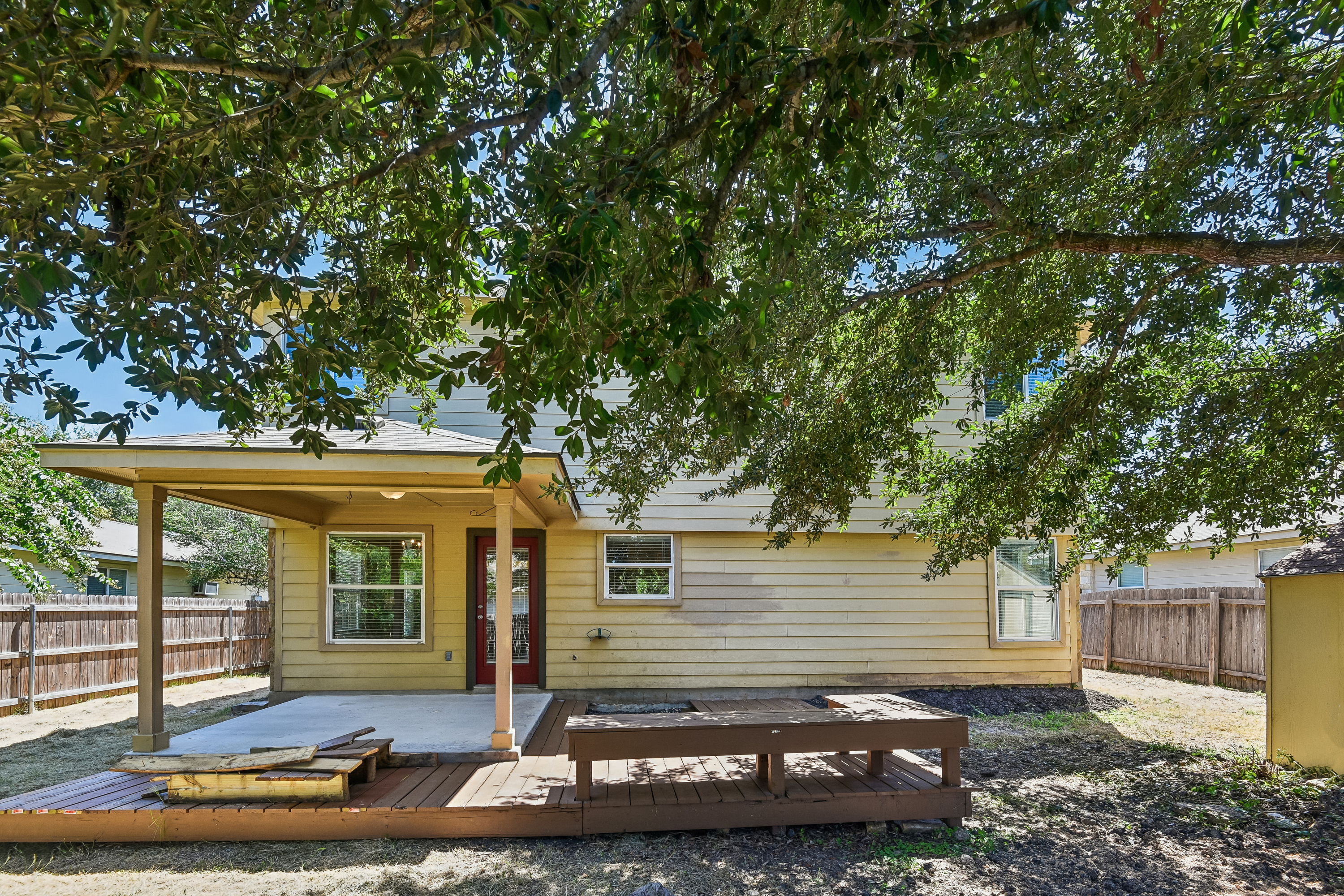 Photo 5 of 49 of 2535 Fayette Dr, New Braunfels, TX