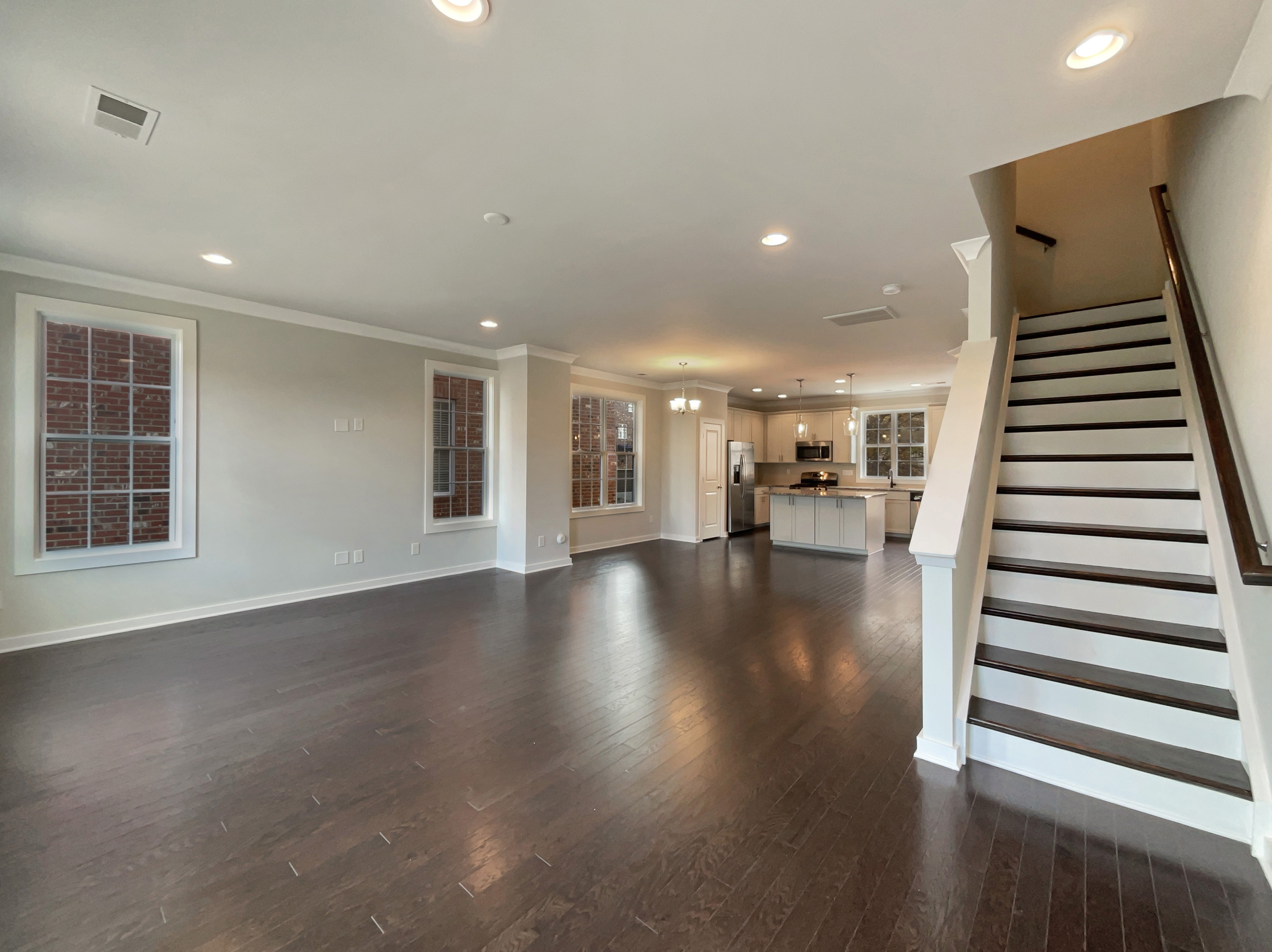Photo 13 of 22 of 2321 Silver Crescent Dr, Charlotte, NC