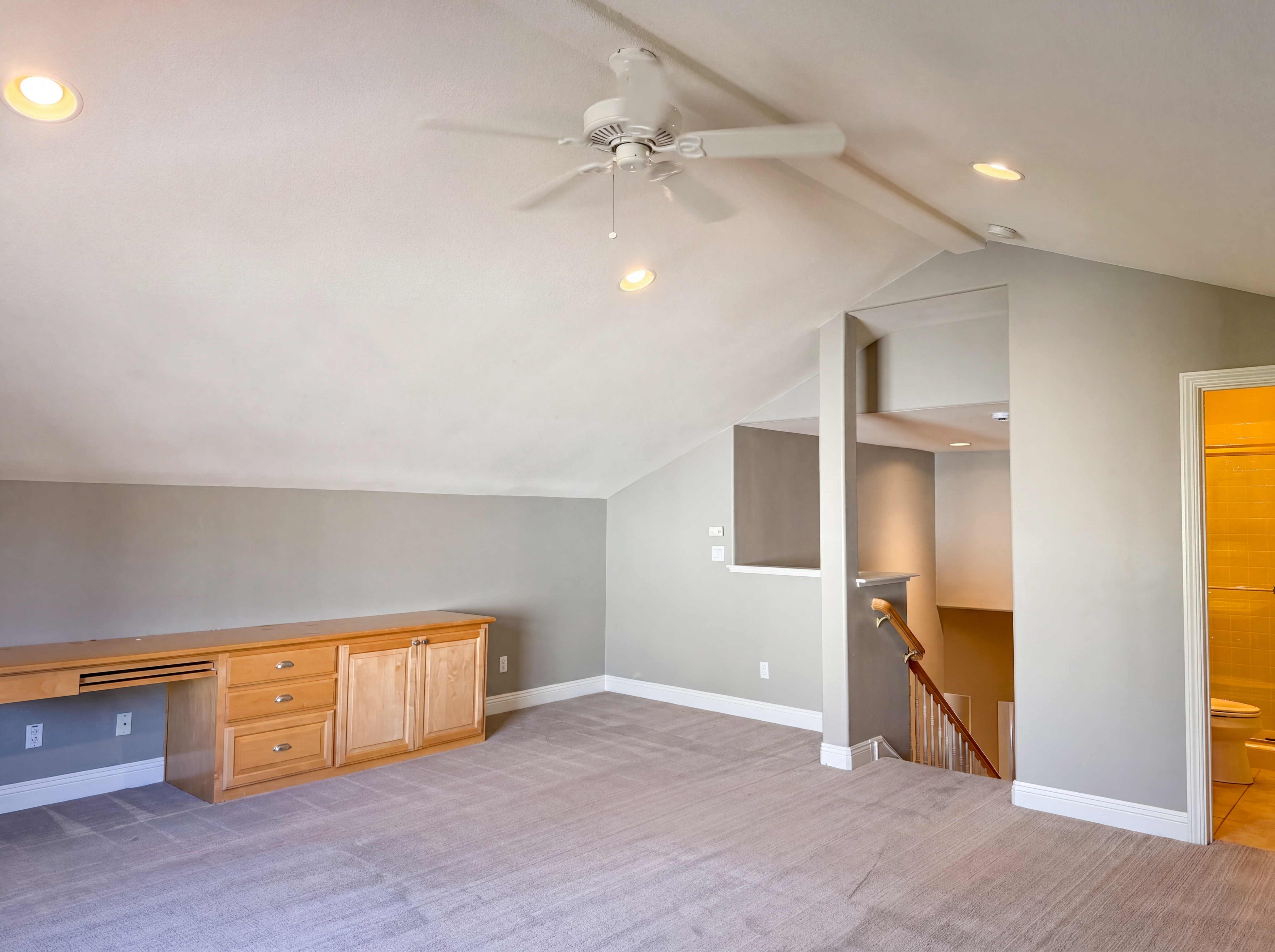 Photo 40 of 51 of 1401 Grey Owl Cir, Roseville, CA