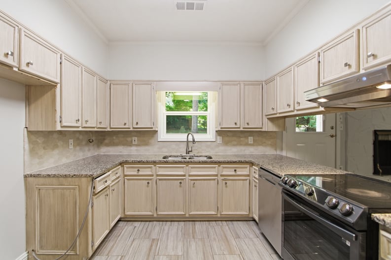 Property photo 2 of 721 Belmont Rdg