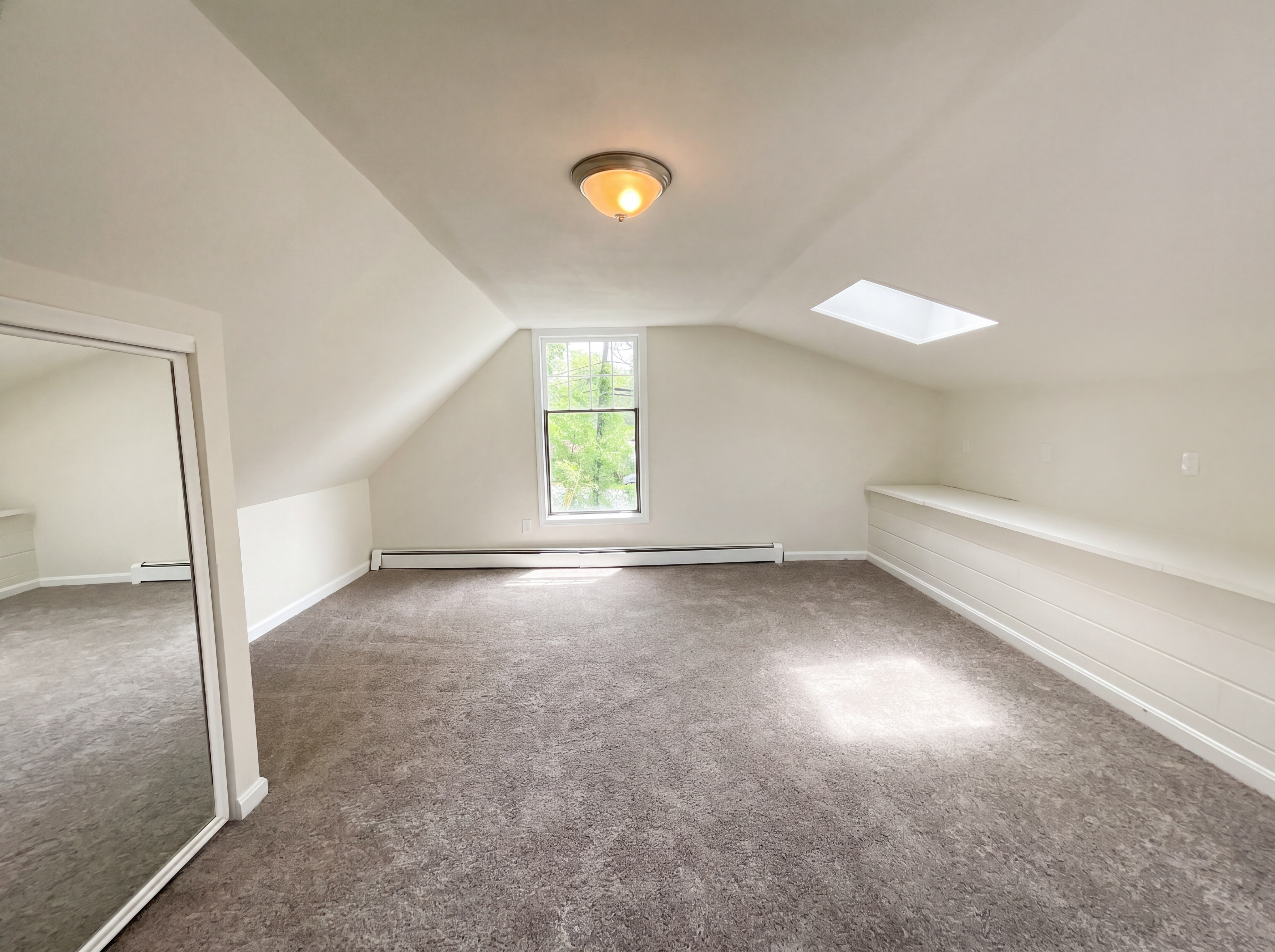 Photo 11 of 22 of 361 Tremont St, Taunton, MA