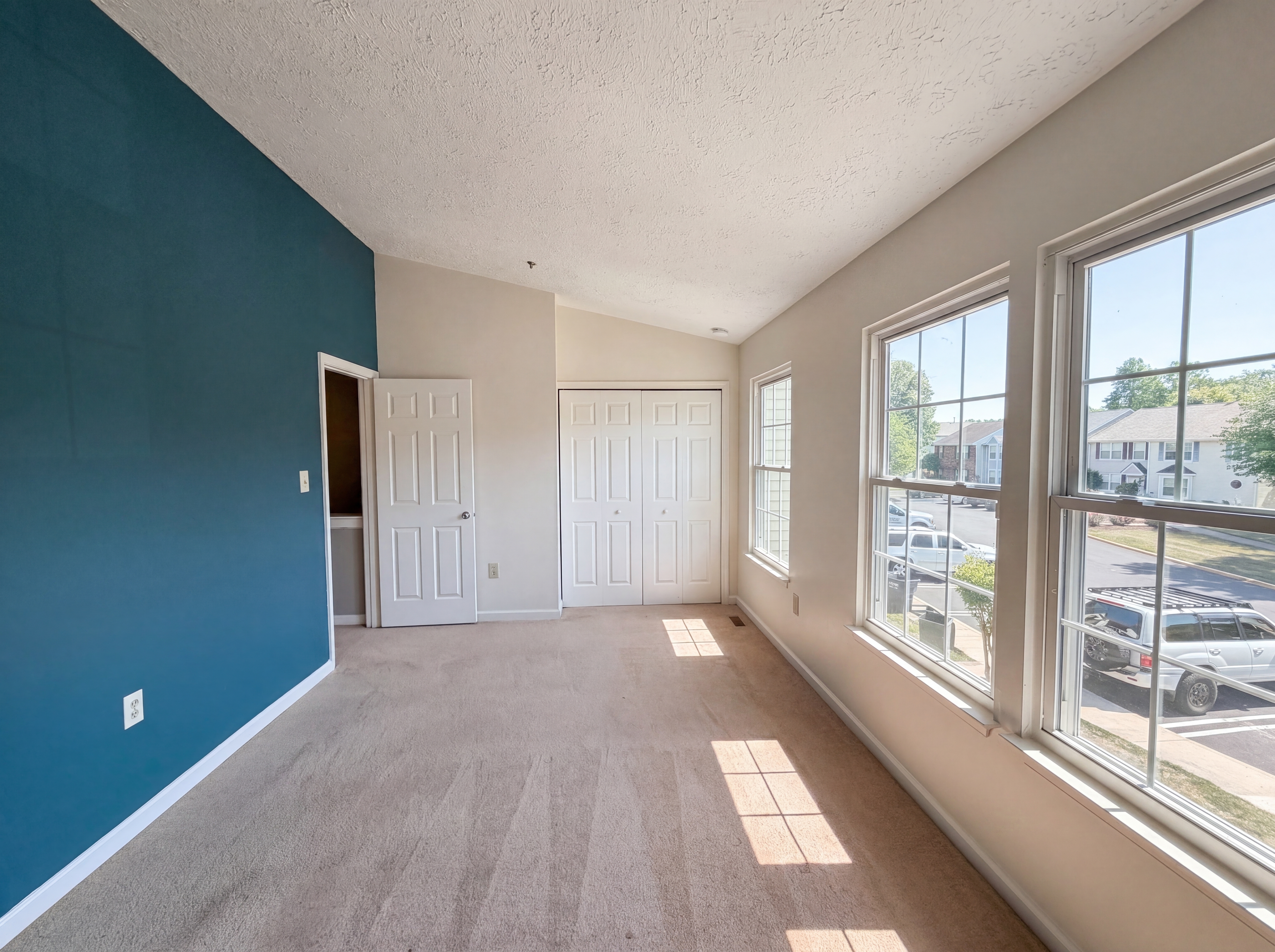 Photo 7 of 41 of 5812 Springfish Pl, Waldorf, MD