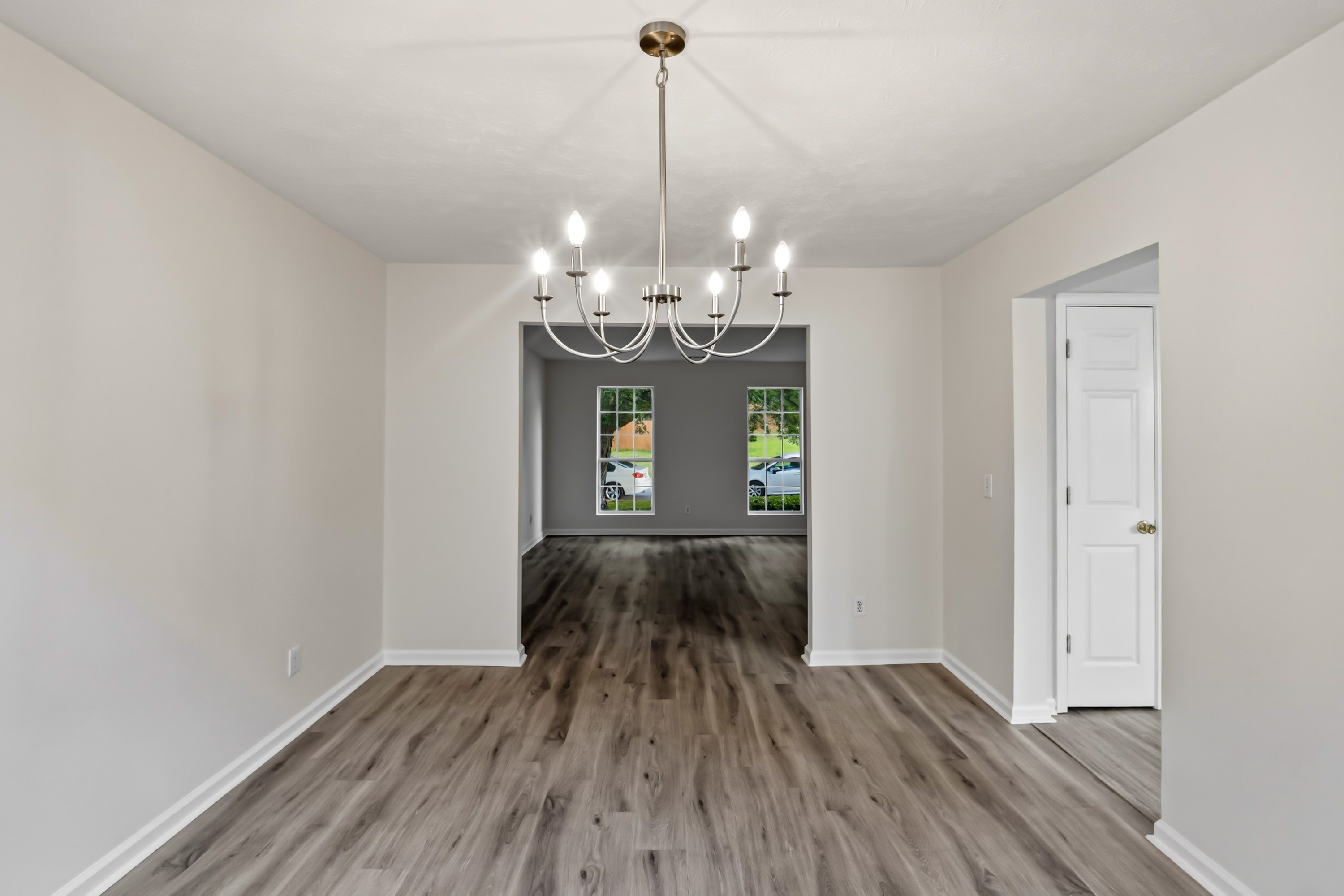 Photo 16 of 49 of 3825 Cedar Trace Ln, Ellenwood, GA