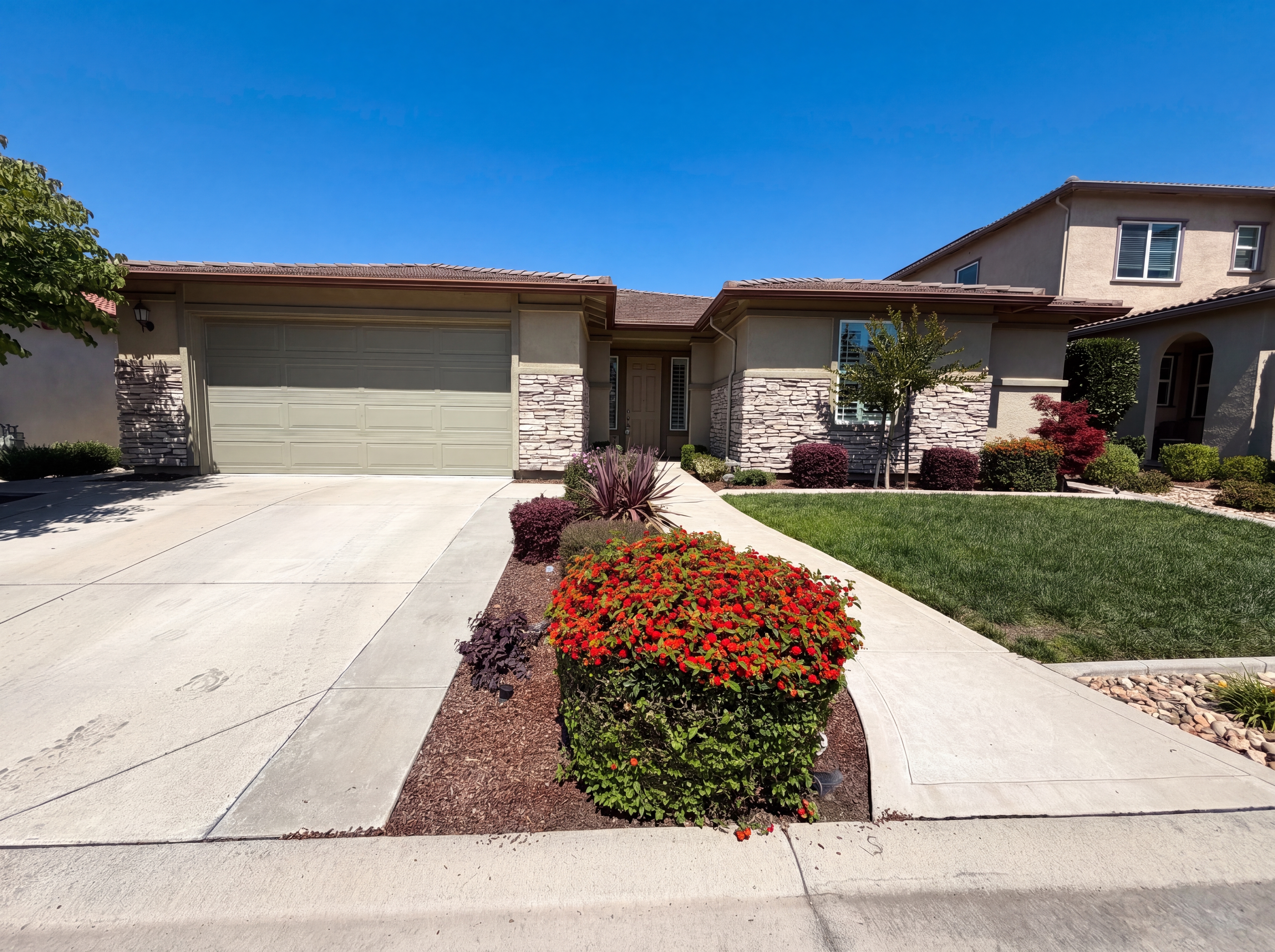 Photo 18 of 23 of 3935 Deergrass Cir, Rocklin, CA