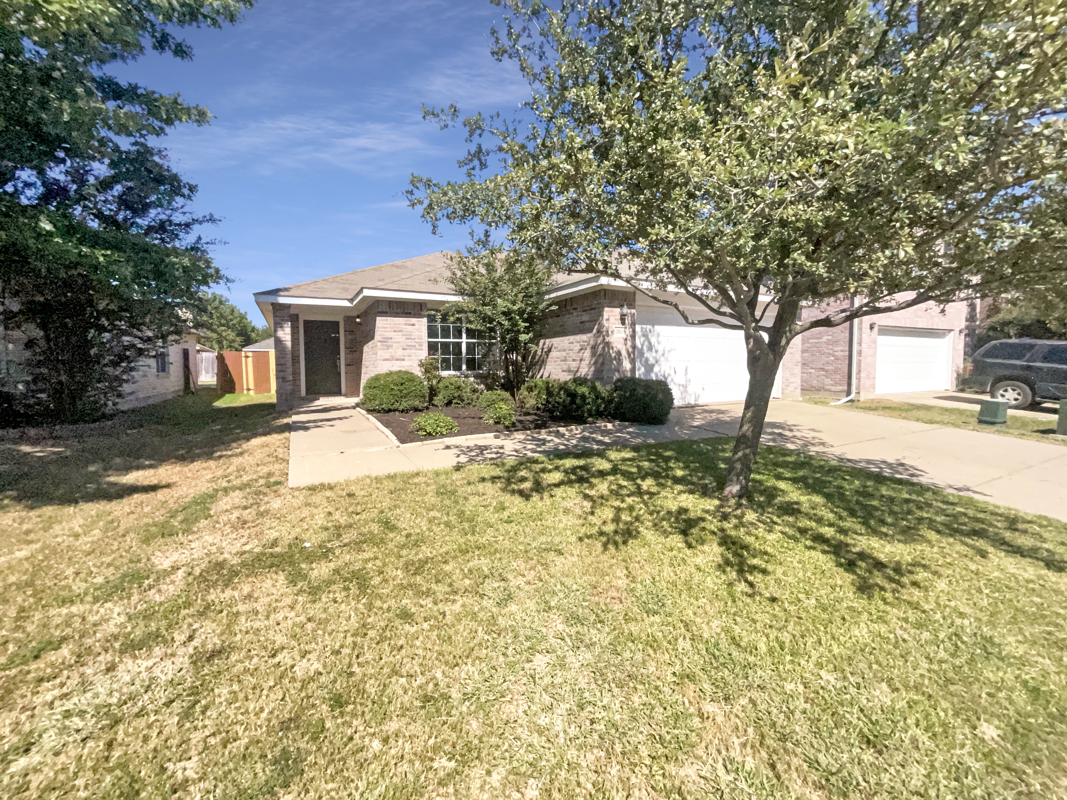 Photo 10 of 24 of 2019 Kingsbridge Dr, Heartland, TX