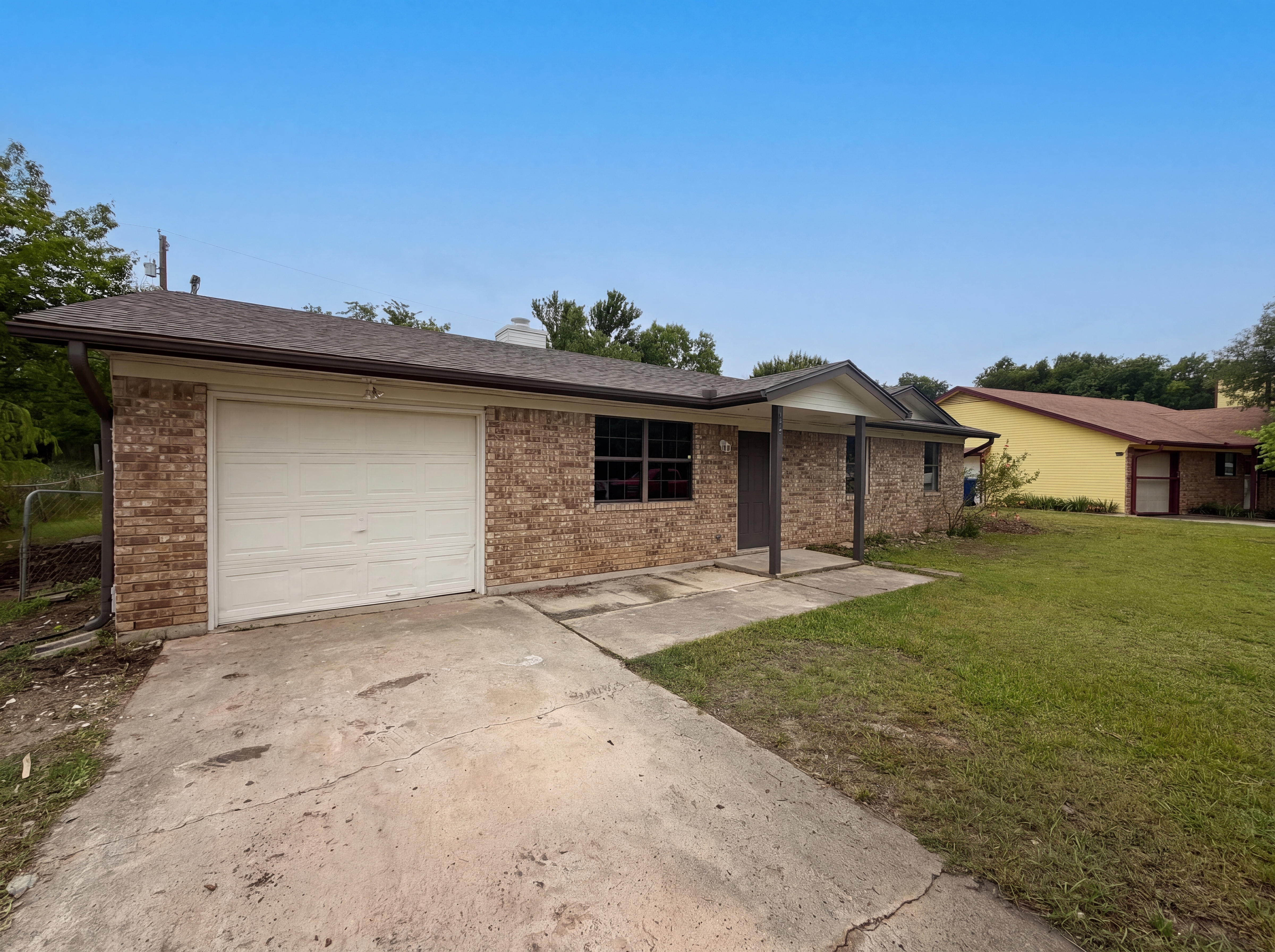 Photo 13 of 16 of 912 Hackberry St, Copperas Cove, TX