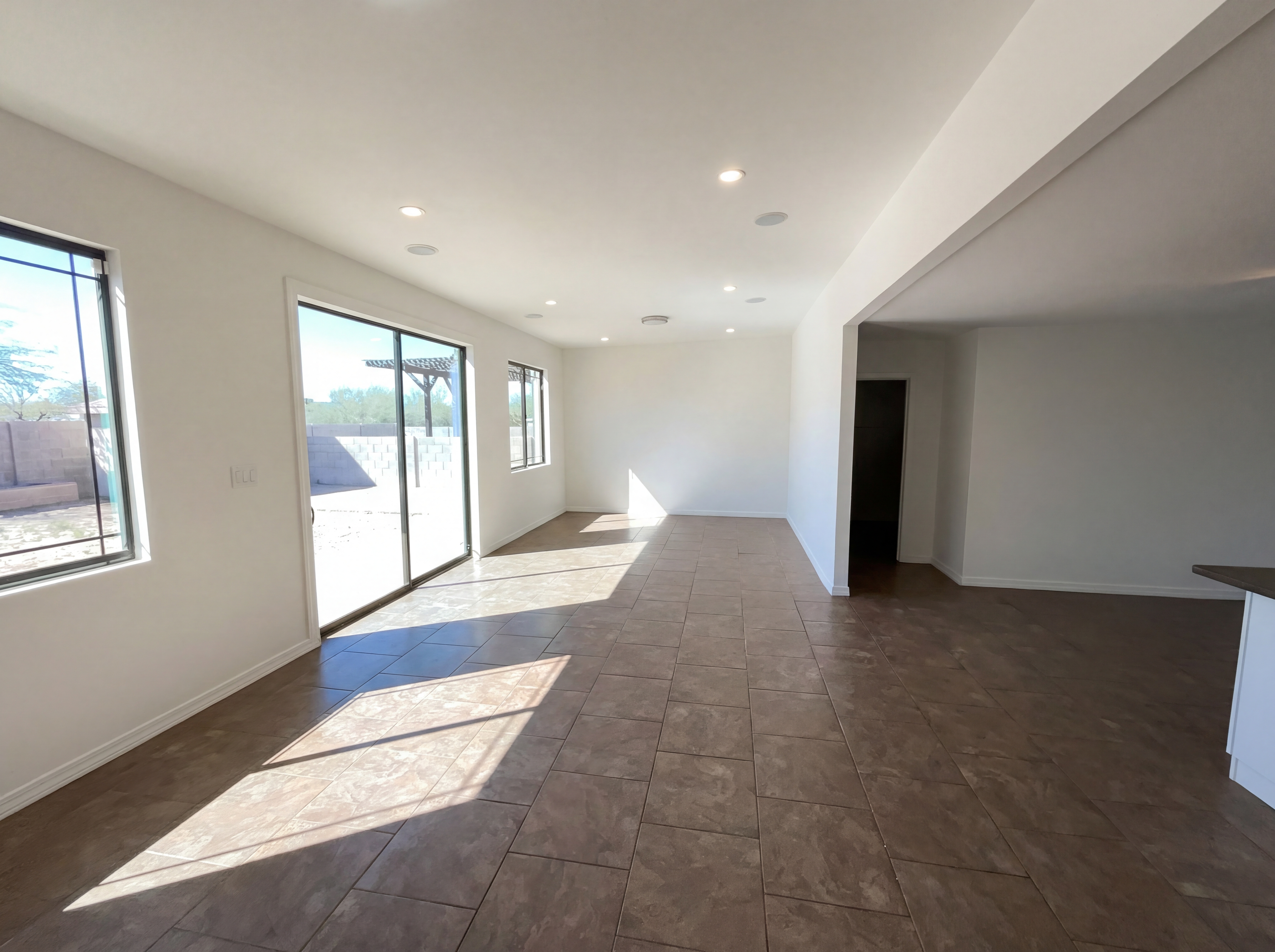 Photo 11 of 23 of 351 W Hammerhead Way, Tucson, AZ