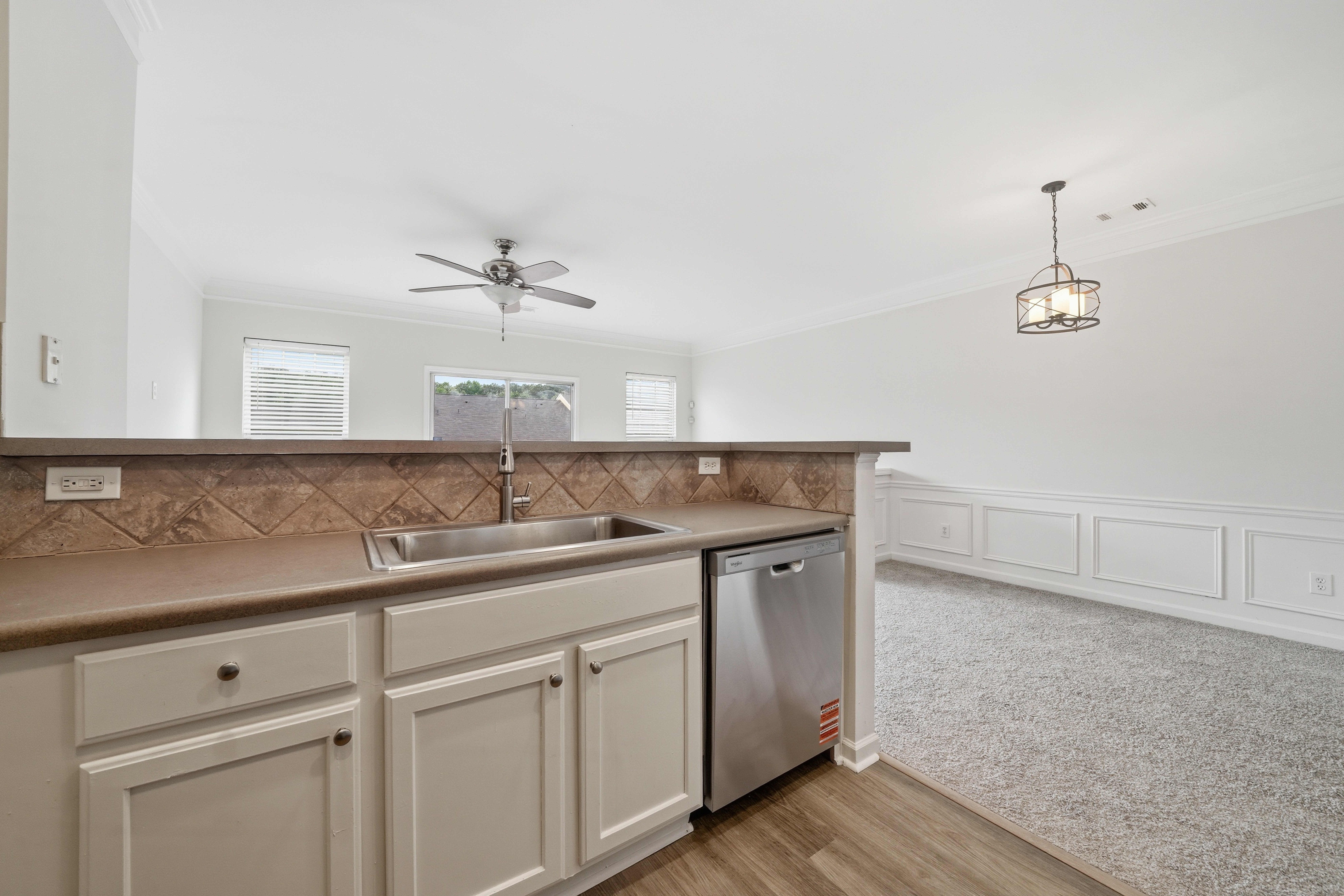 Photo 14 of 39 of 784 Arbor Gate Ln, Lawrenceville, GA