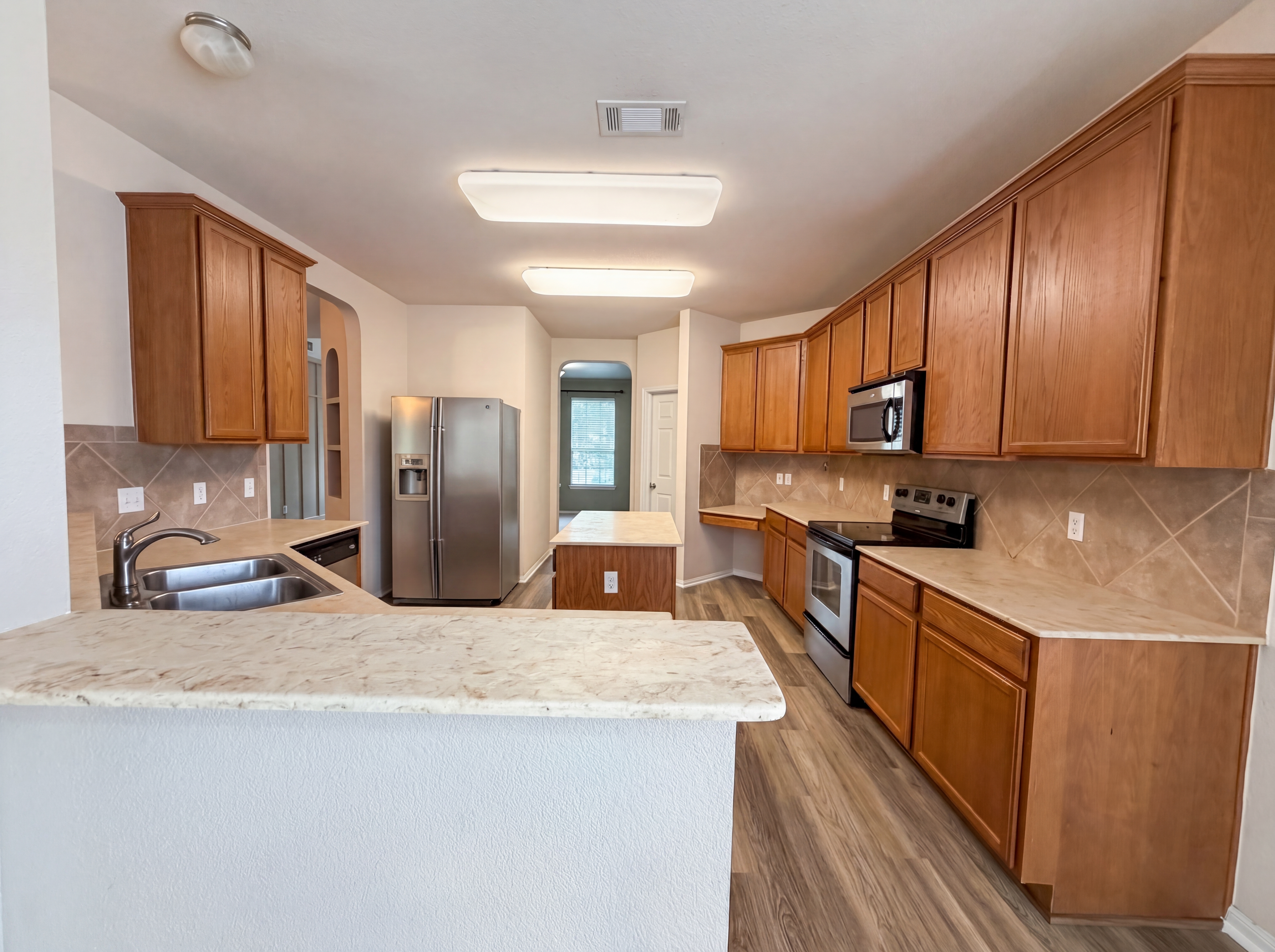 Photo 12 of 21 of 312 Crowfoot Dr, Harker Heights, TX