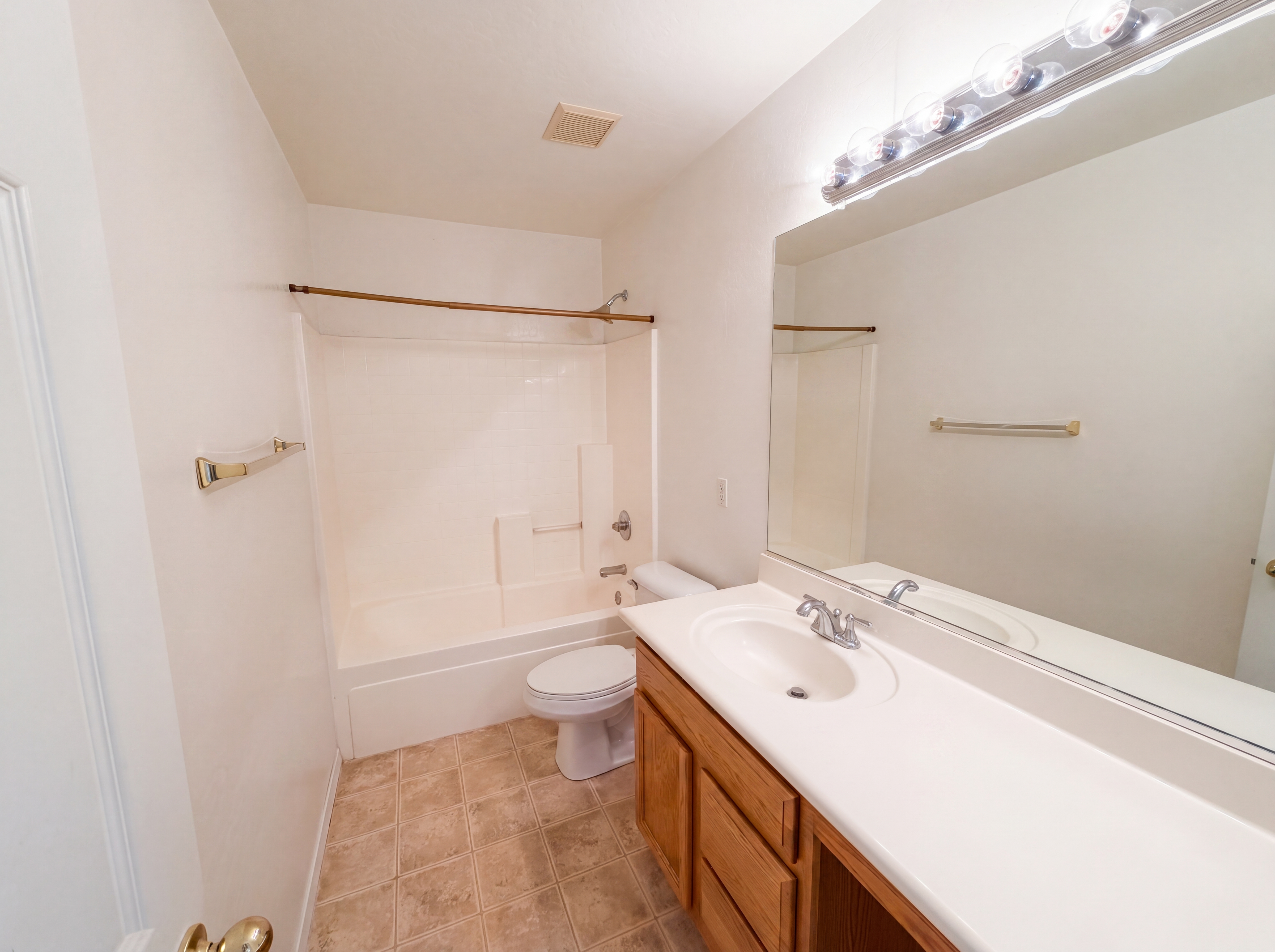 Photo 6 of 27 of 11280 W Magnolia St, Avondale, AZ
